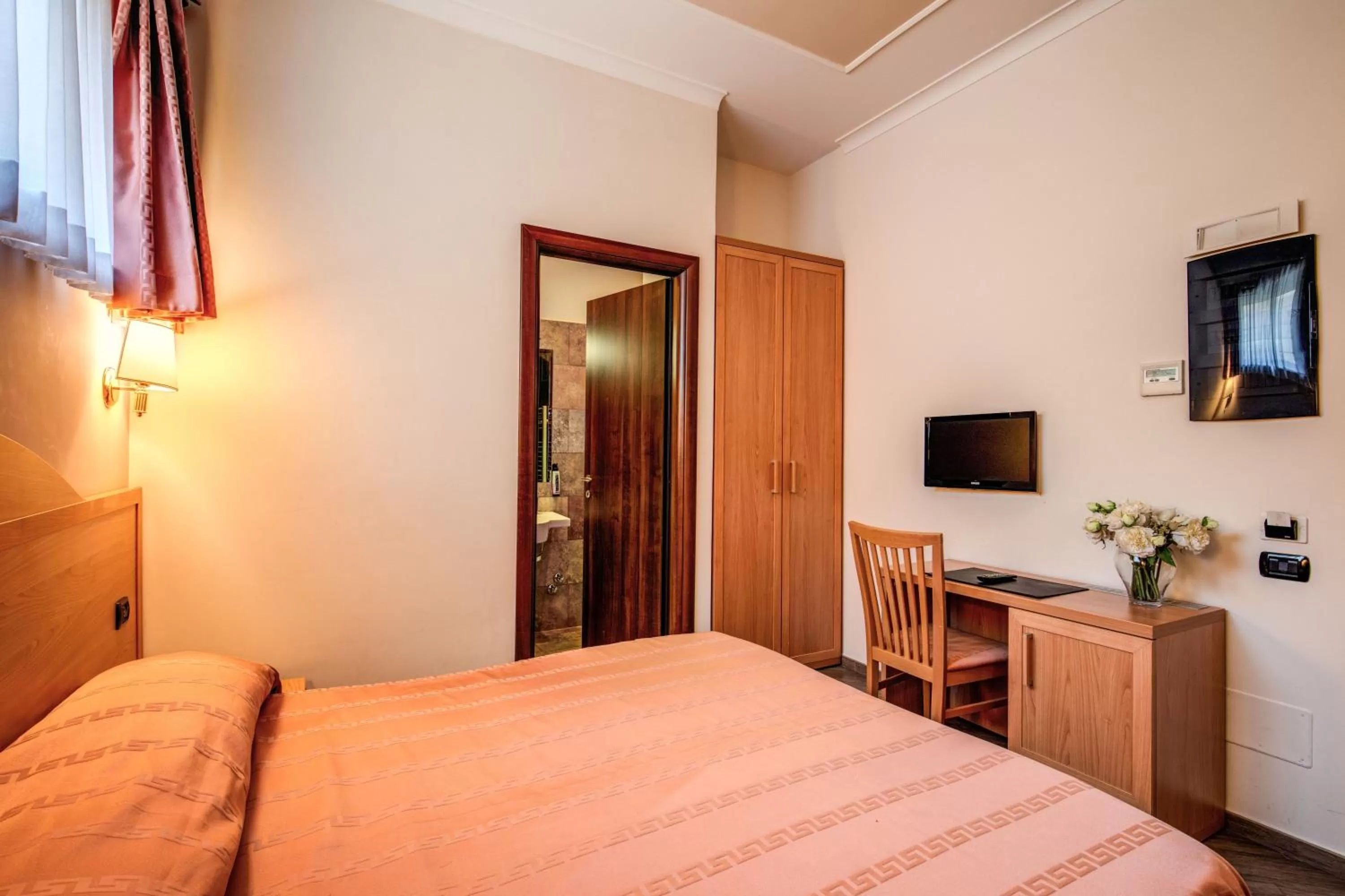Photo of the whole room, Bed in Hotel Roma Tiburtina Metro