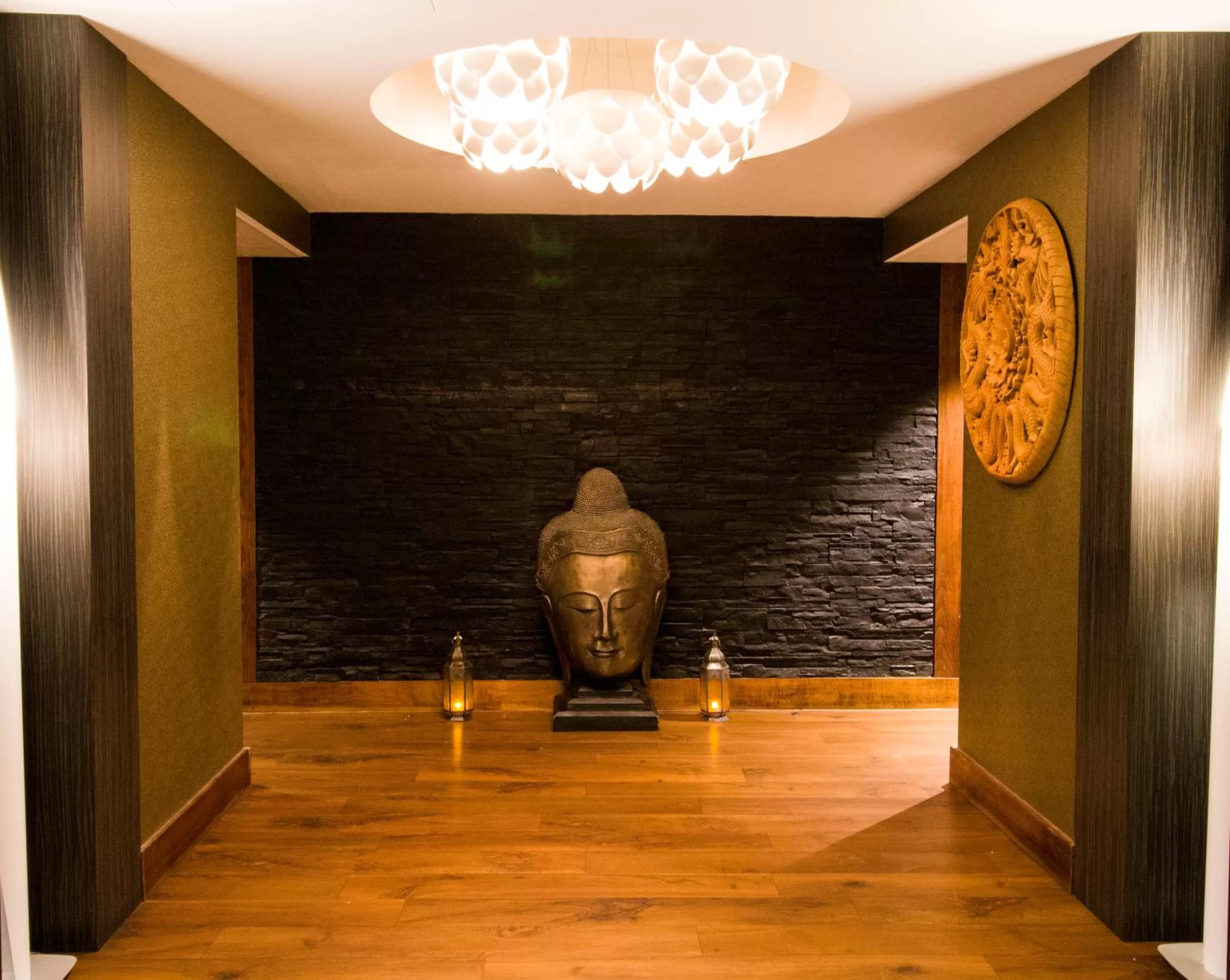 Spa and wellness centre/facilities in Holiday Inn London Kensington High St. by IHG