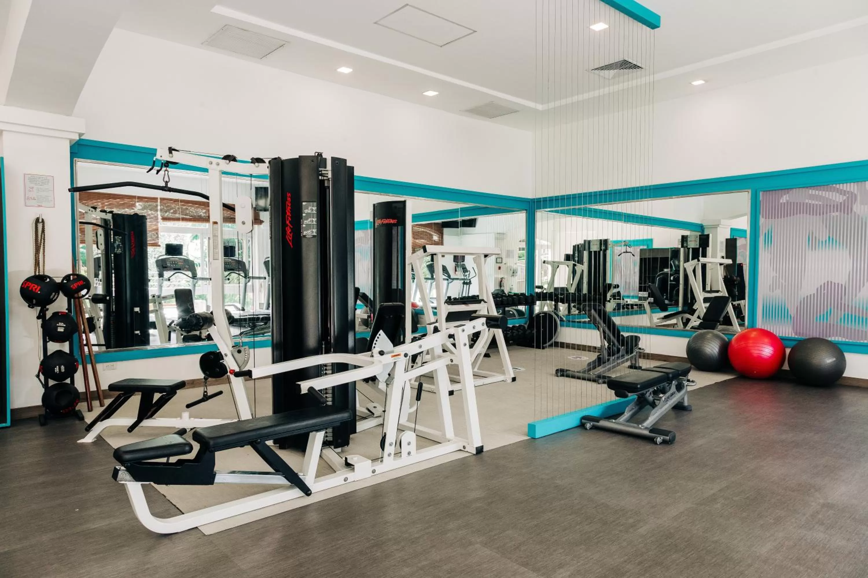 Fitness centre/facilities in Hilton San Salvador