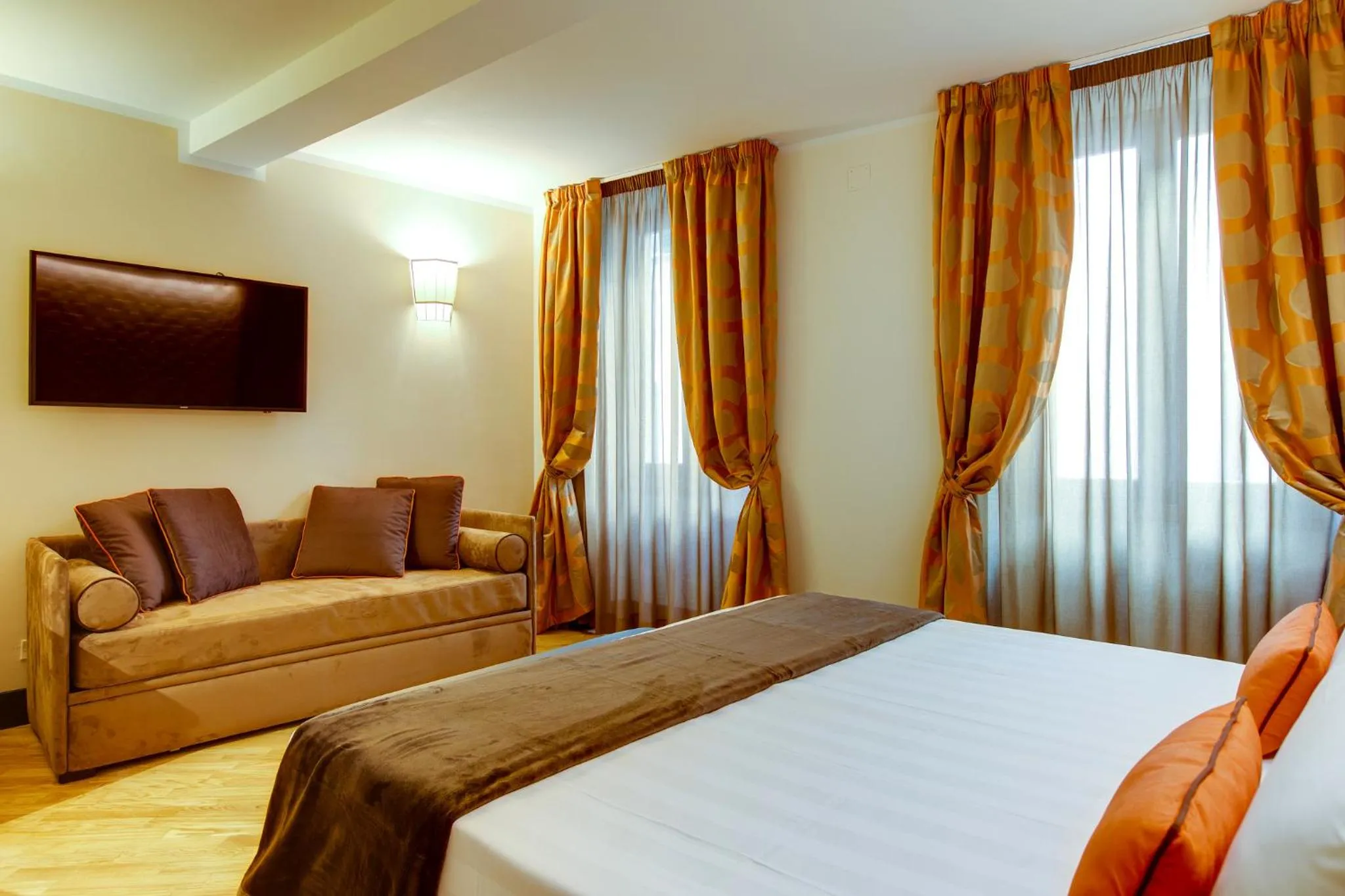 Bed in Solo Experience Hotel