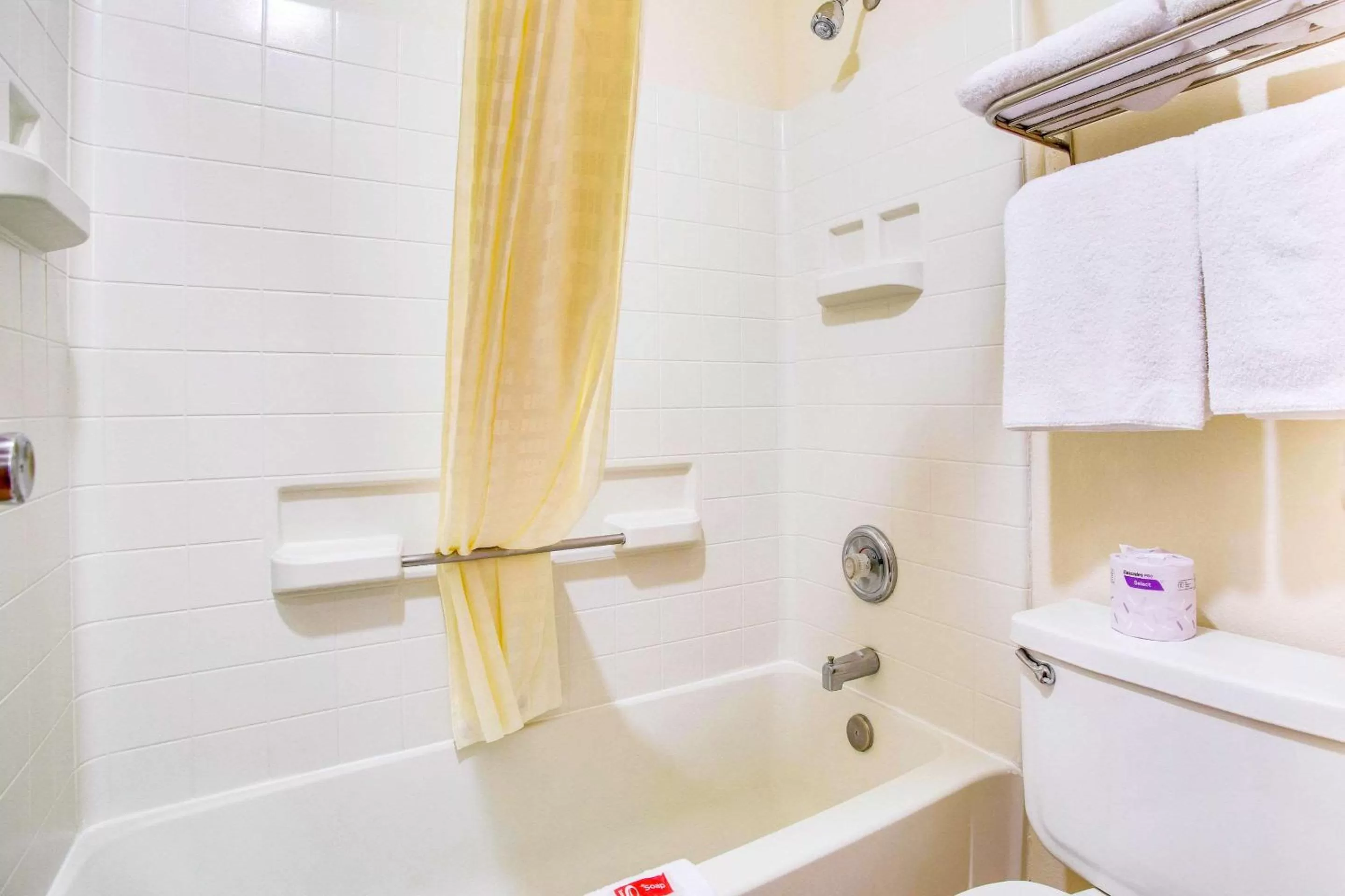 Photo of the whole room in Econo Lodge Inn & Suites Albuquerque East I-40 Eubank Exit