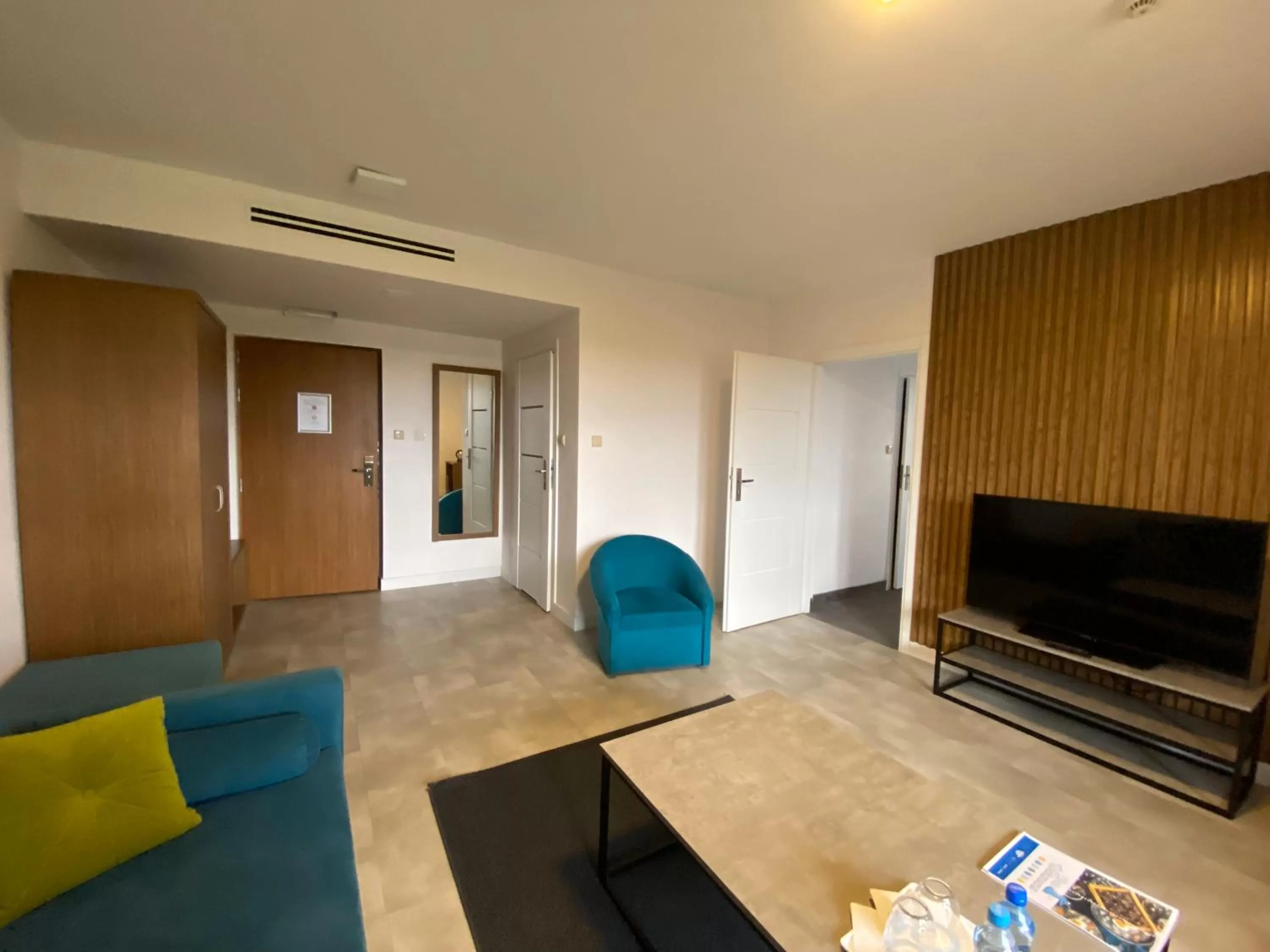 HOTEL CICHA WODA NIEPORĘT