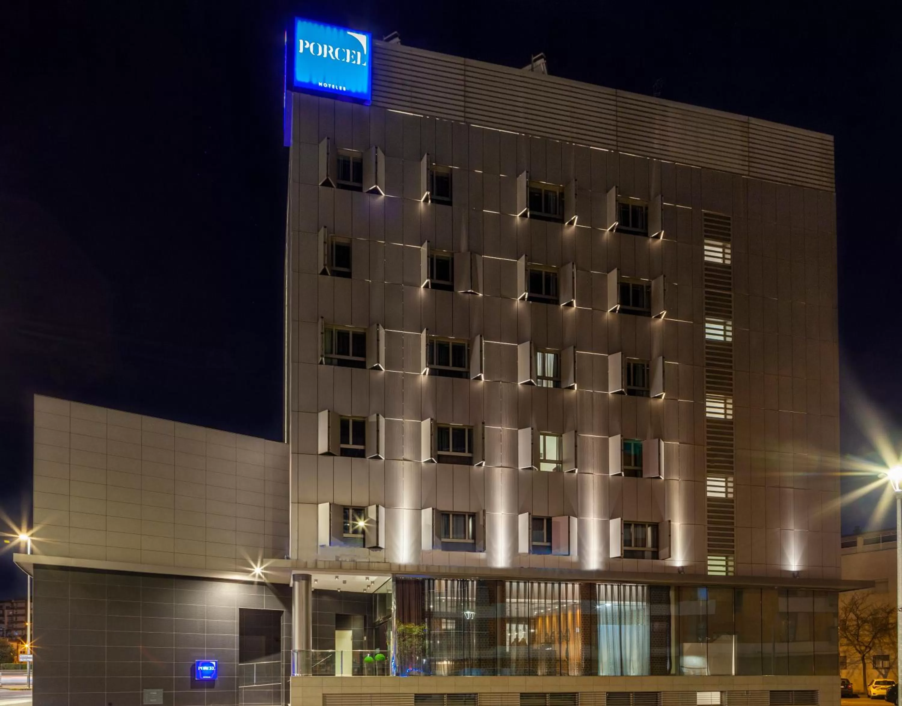 Property building in Porcel Torneo