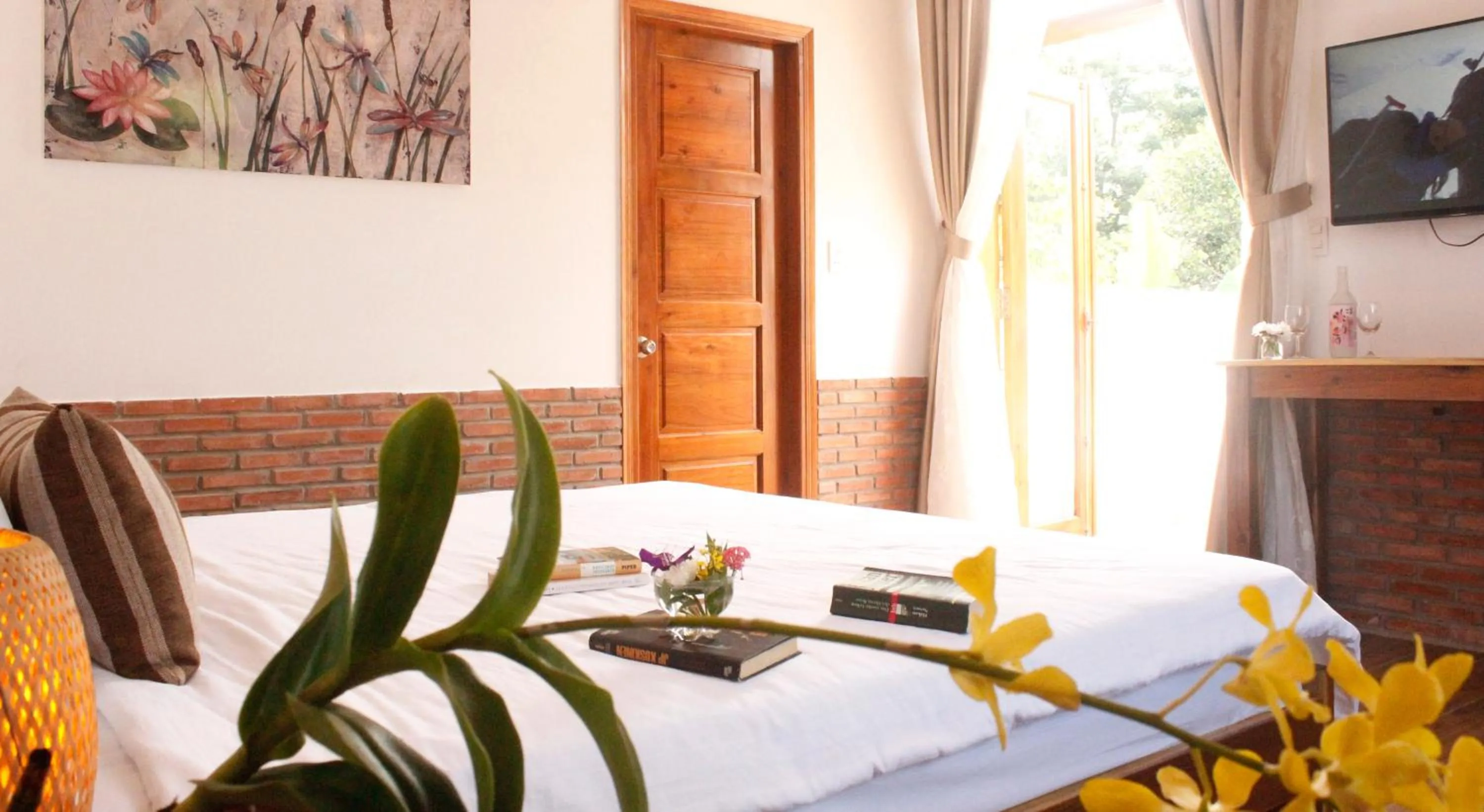 Bed in Miana Resort Phu Quoc