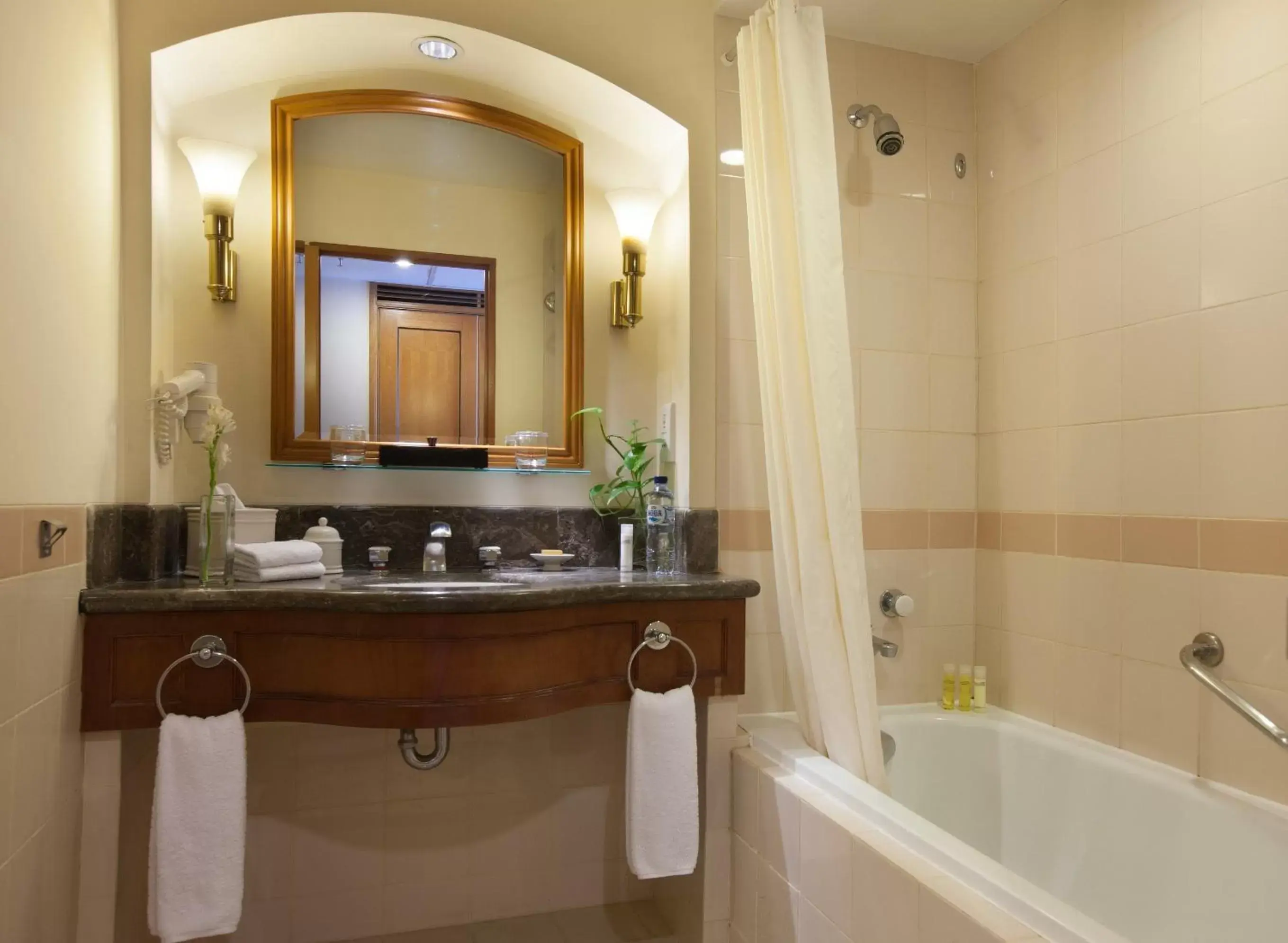 King Room with Golf View in Hyatt Regency Yogyakarta King Room with Golf View in Hyatt Regency Yogyakarta