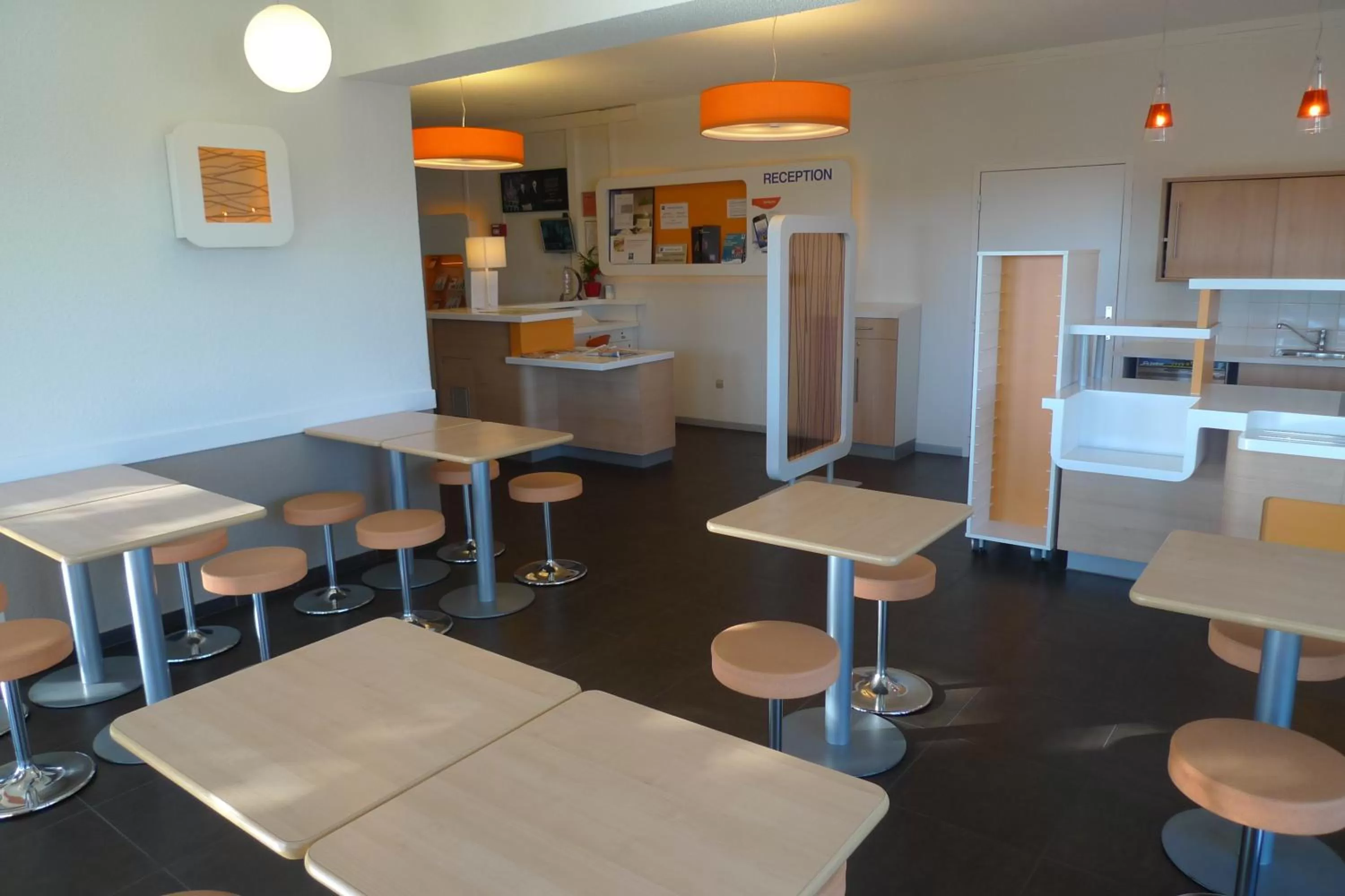 Restaurant/places to eat in ibis budget Narbonne Sud A9/A61