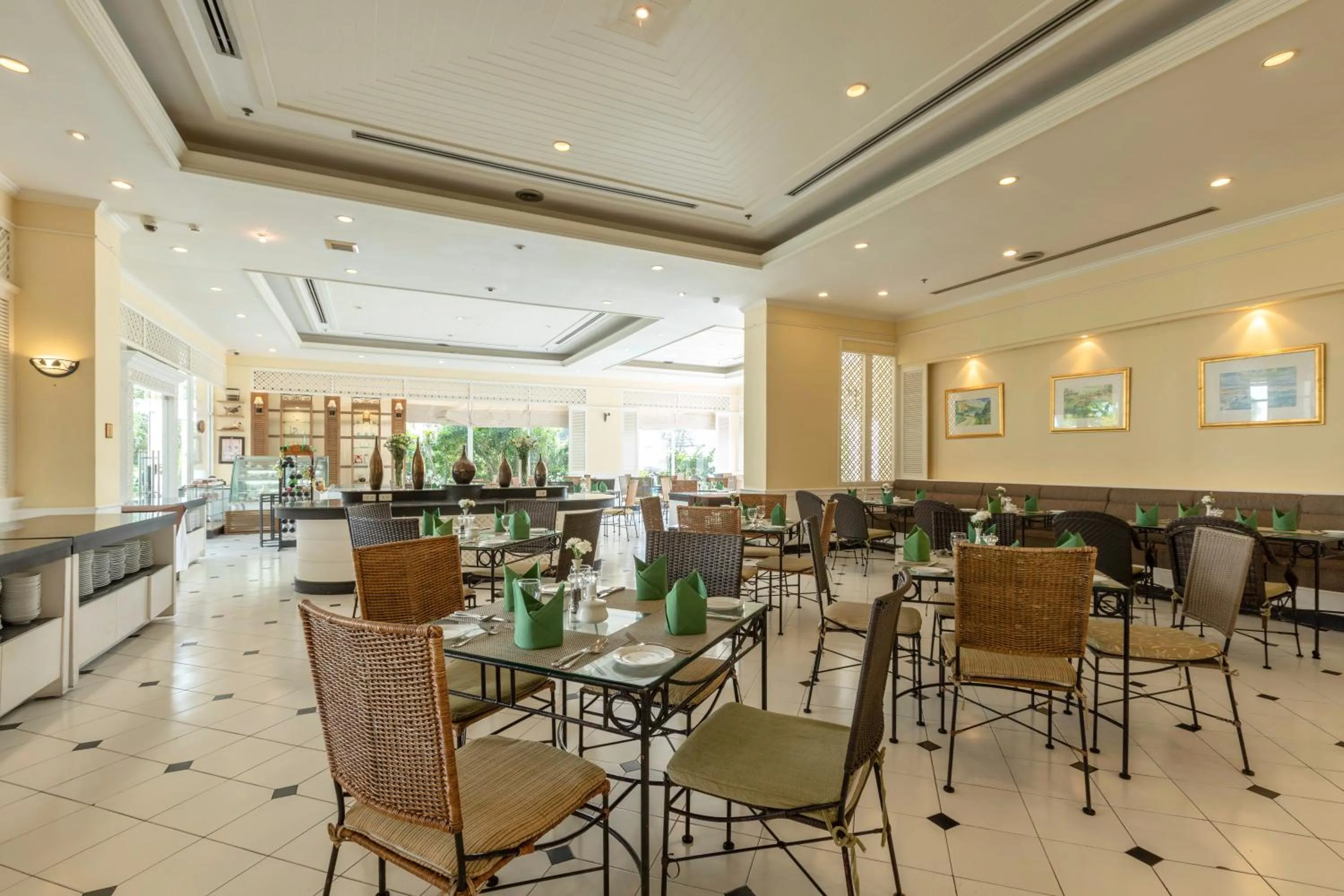 Restaurant/places to eat in Kantary Bay Hotel And Serviced Apartment Rayong