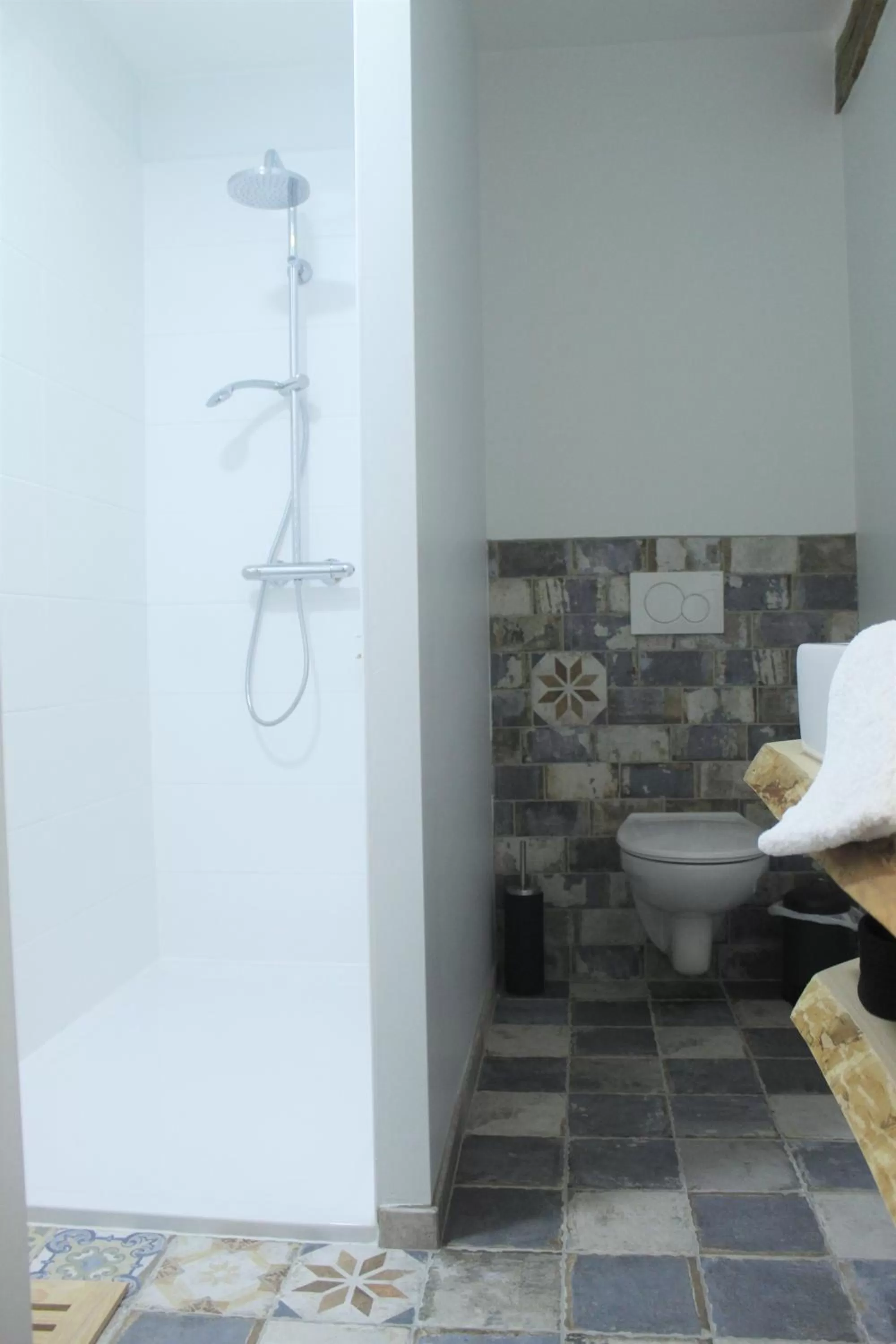 Bathroom in Domaine de la Couderquié