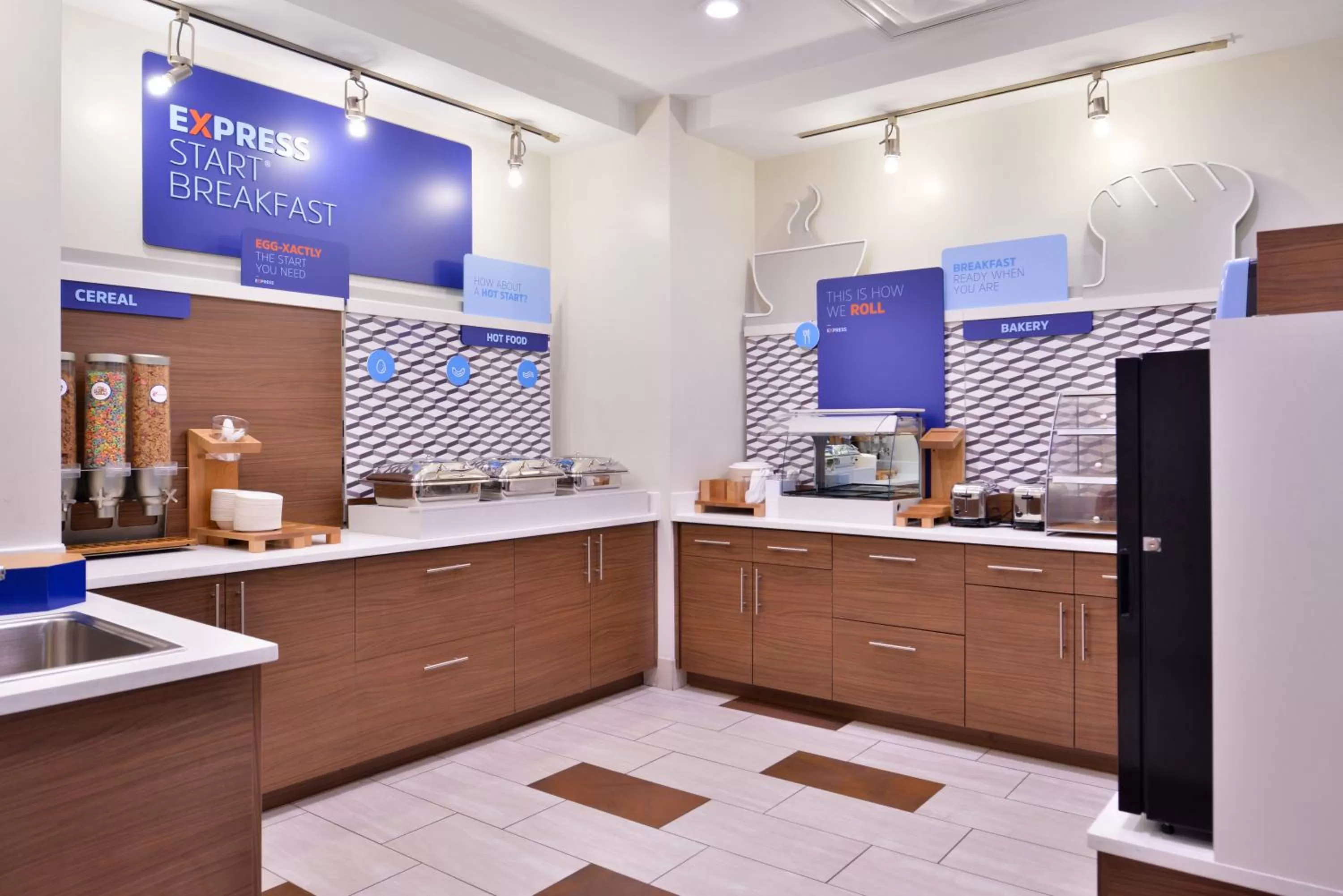 Breakfast in Holiday Inn Express New Orleans - Arts District by IHG