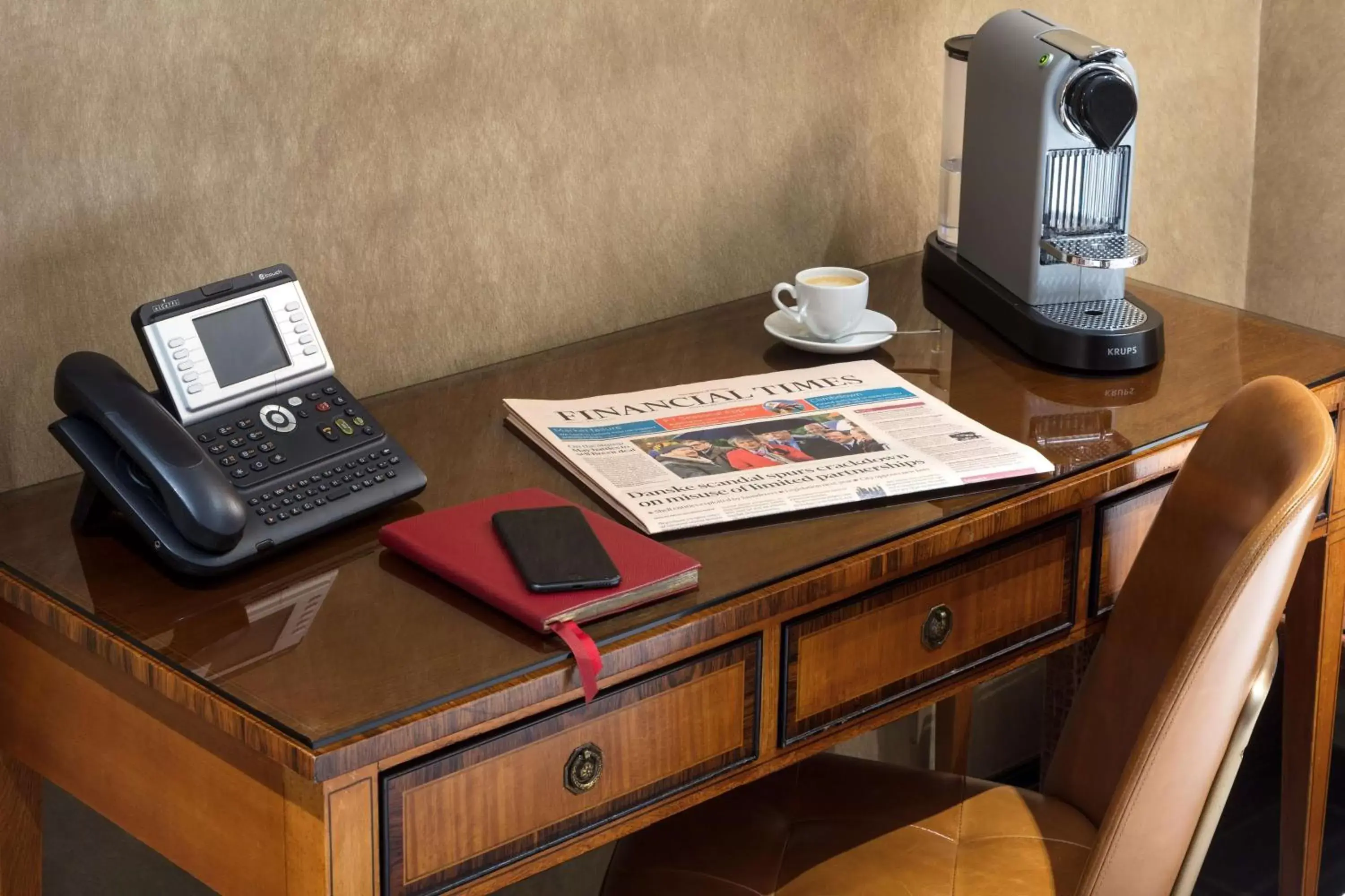 Premium Room in Radisson Blu Hotel, London Leicester Square Premium Room in Radisson Blu Hotel, London Leicester Square