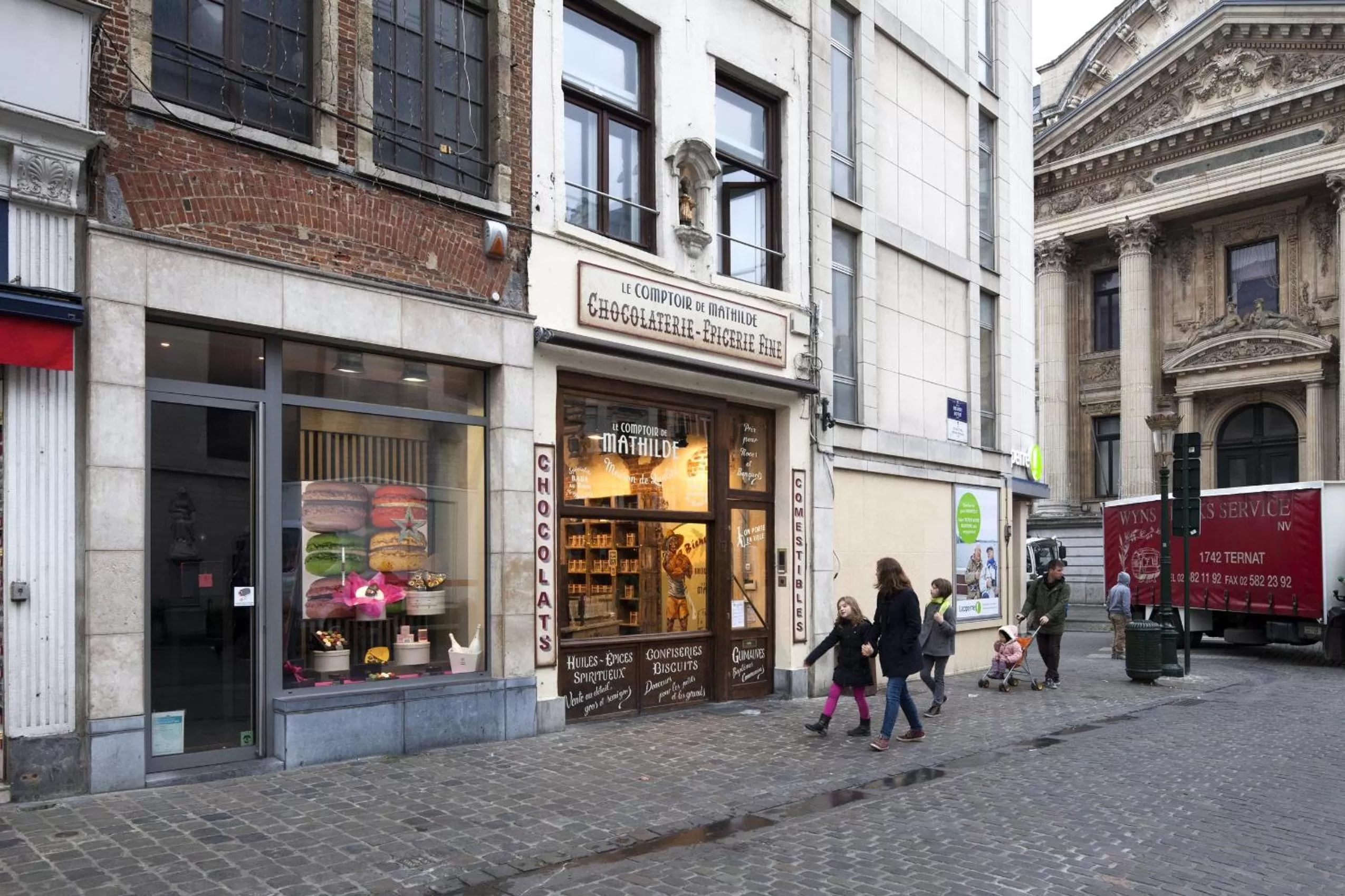 Shopping Area in easyHotel Brussels City Centre