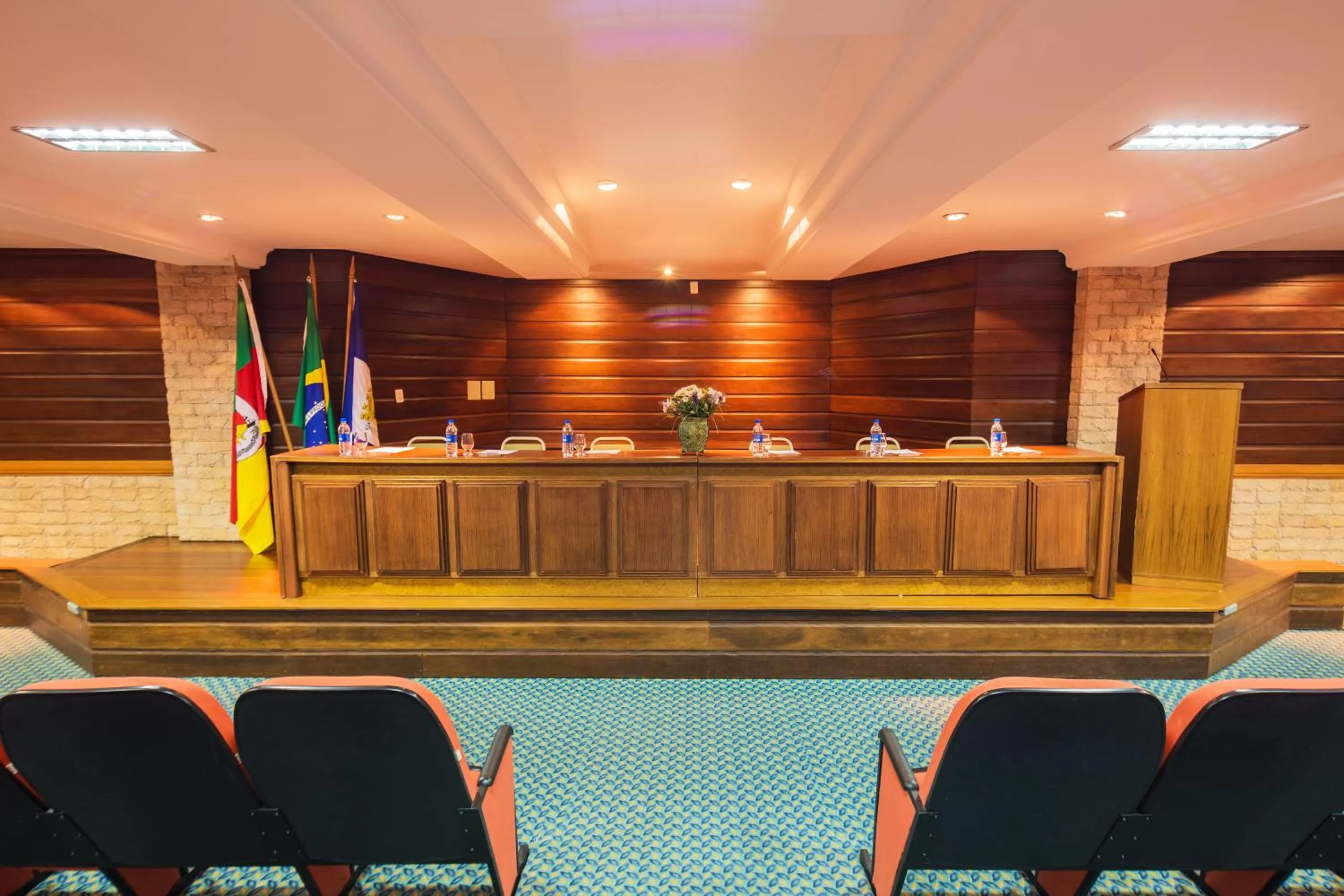 Meeting/conference room in Hotel Serra Nevada