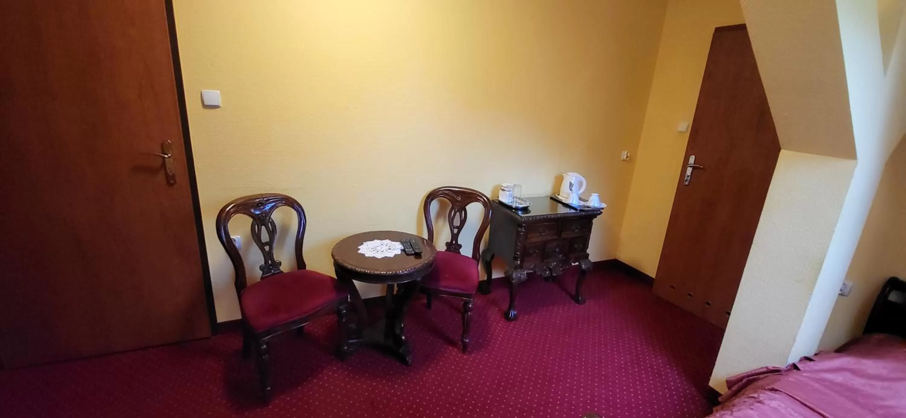 Bed in Dom Schumannów