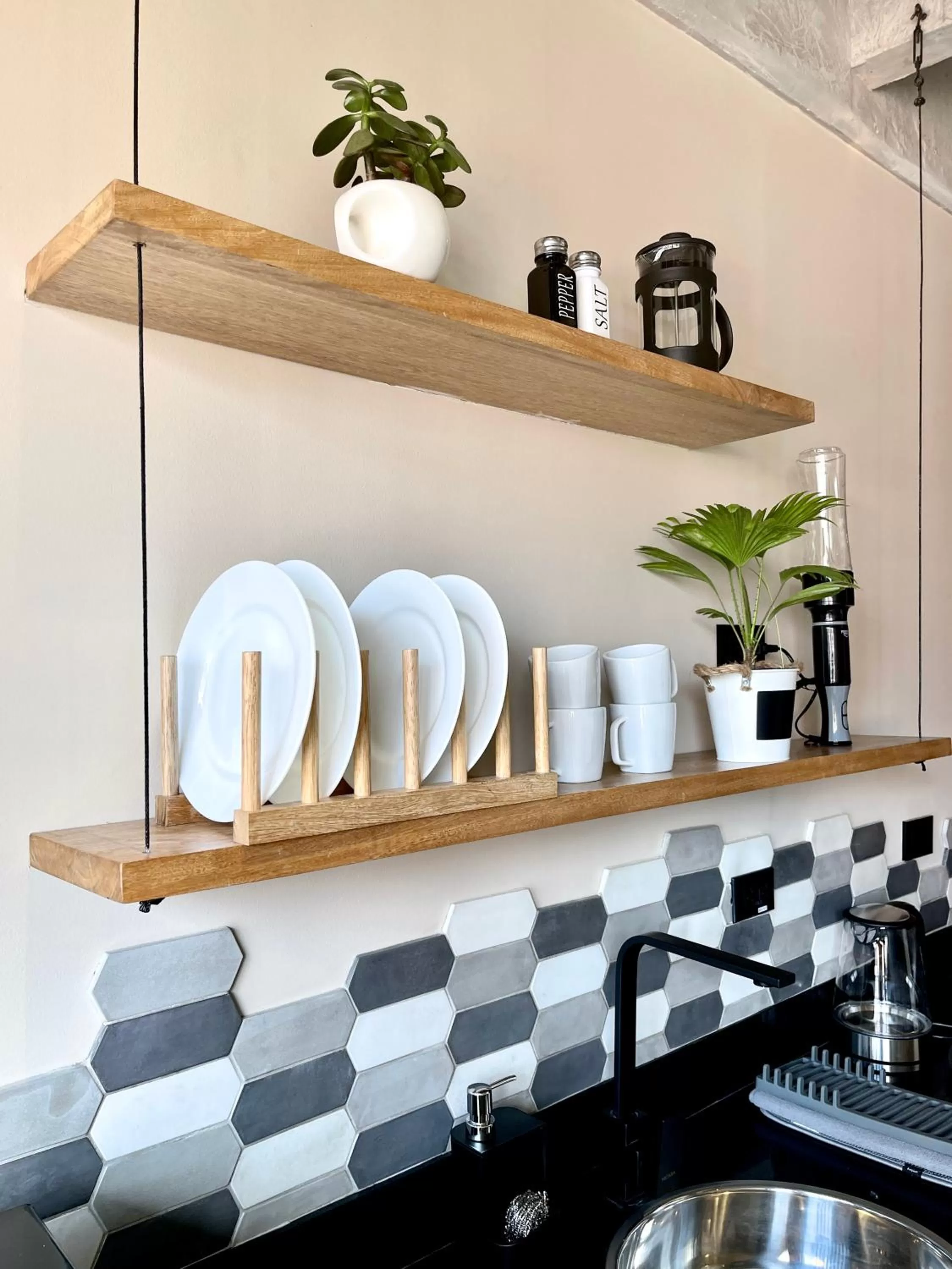 Kitchen or kitchenette in Beminimal Hotel