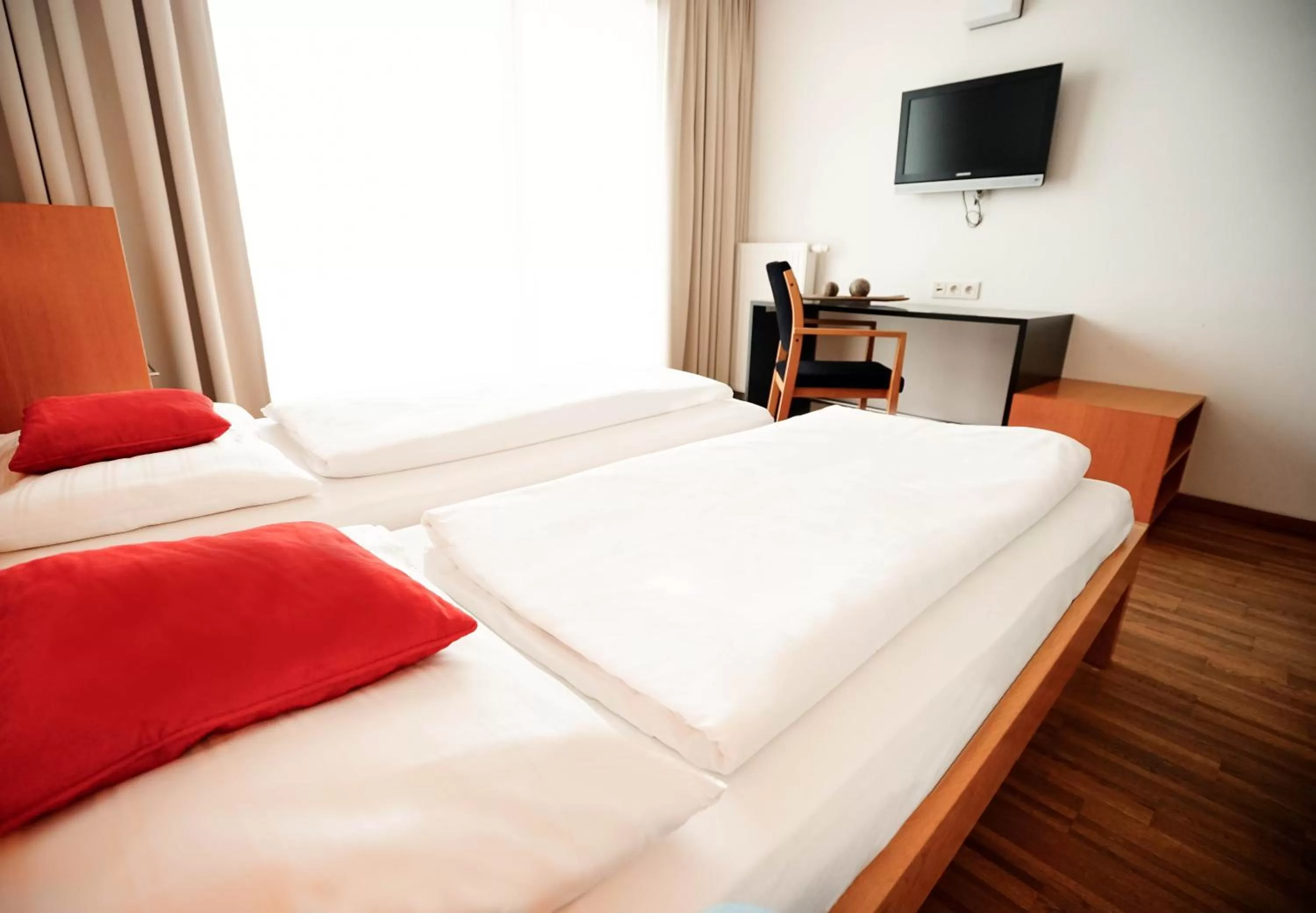 Bed in SPES Hotel & Seminare