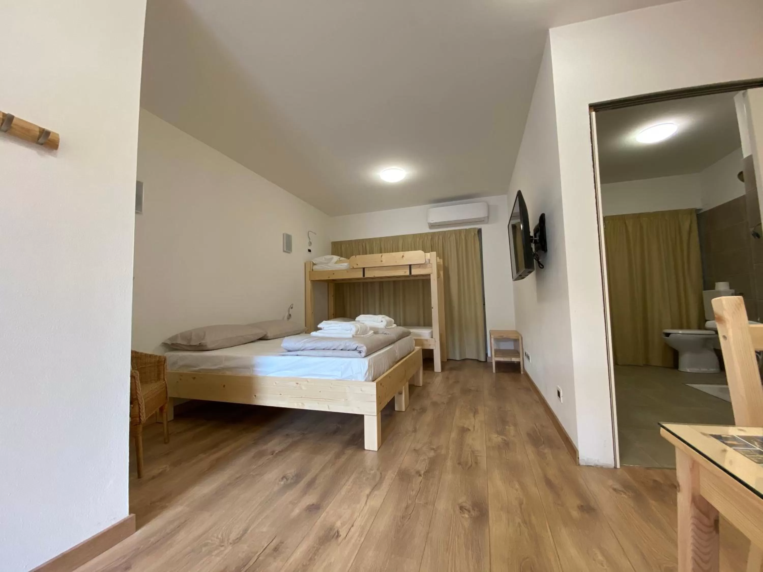 Bed in Sky Garden & Wellness R.