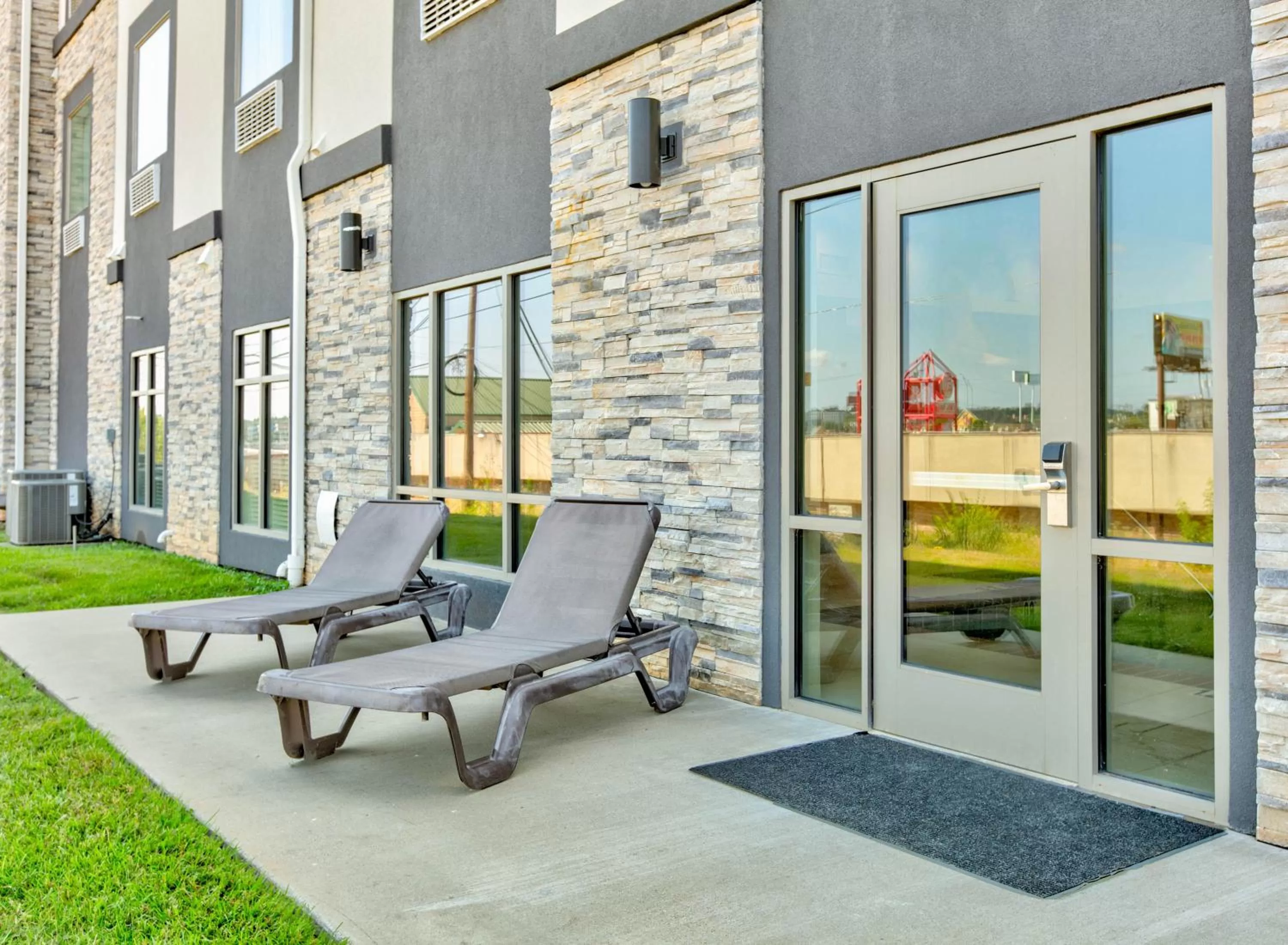 Property building in Wingate by Wyndham Longview North