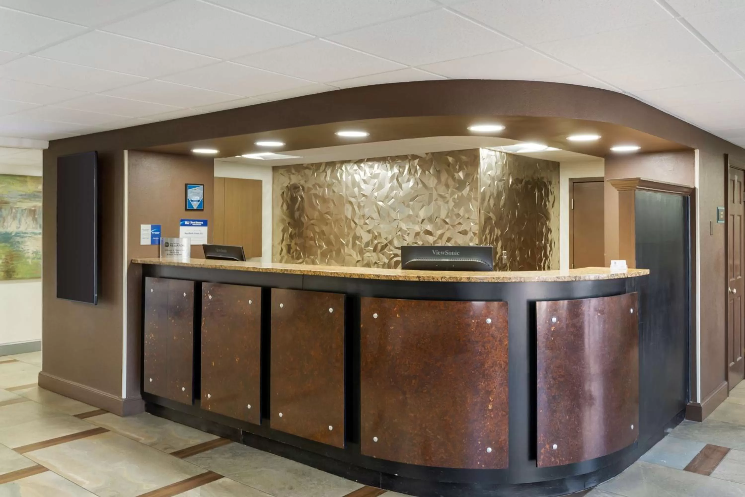 Lobby or reception in Best Western PLUS Executive Hotel Richmond