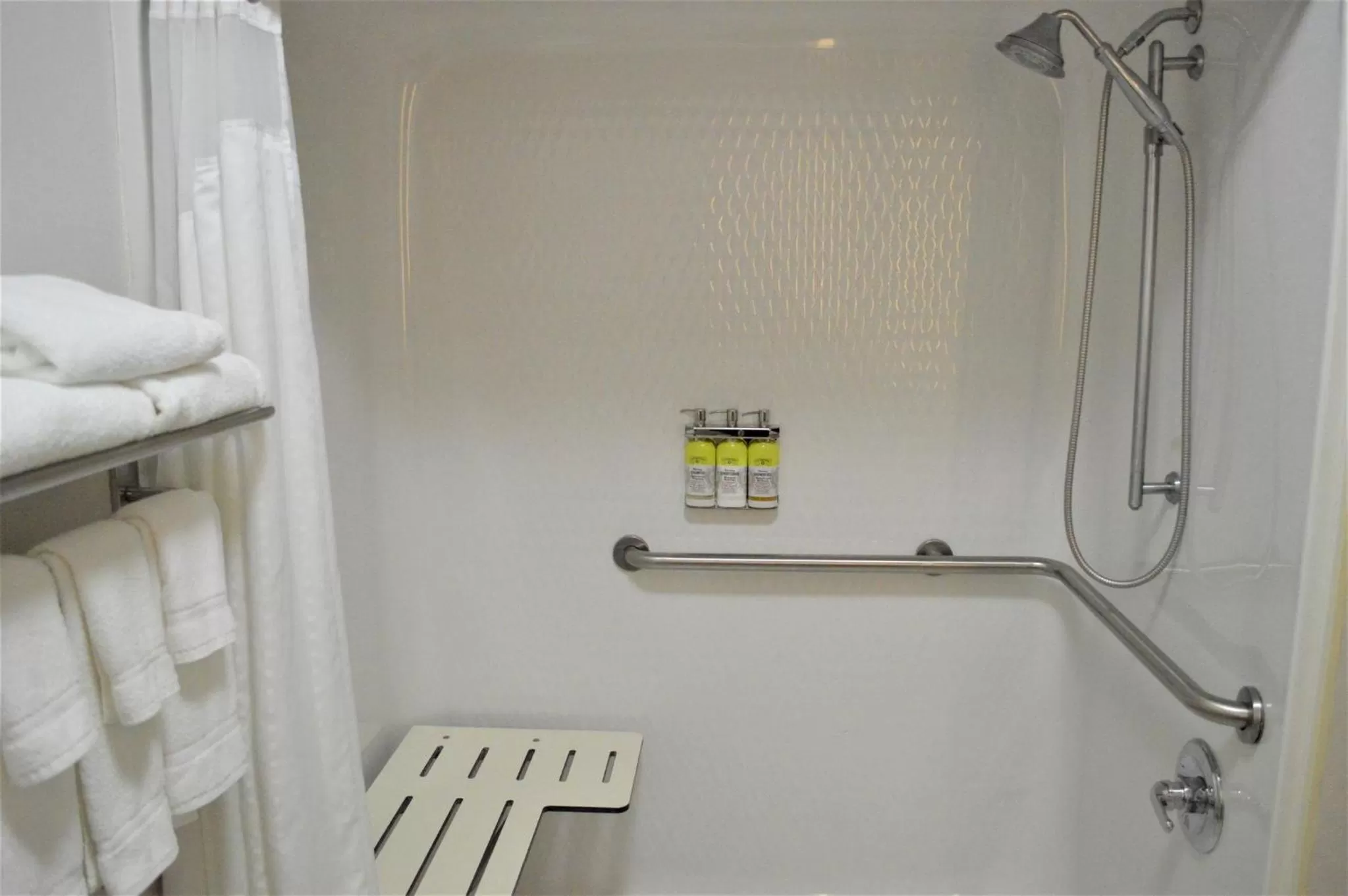 Bathroom in Holiday Inn Express & Suites Batesville by IHG