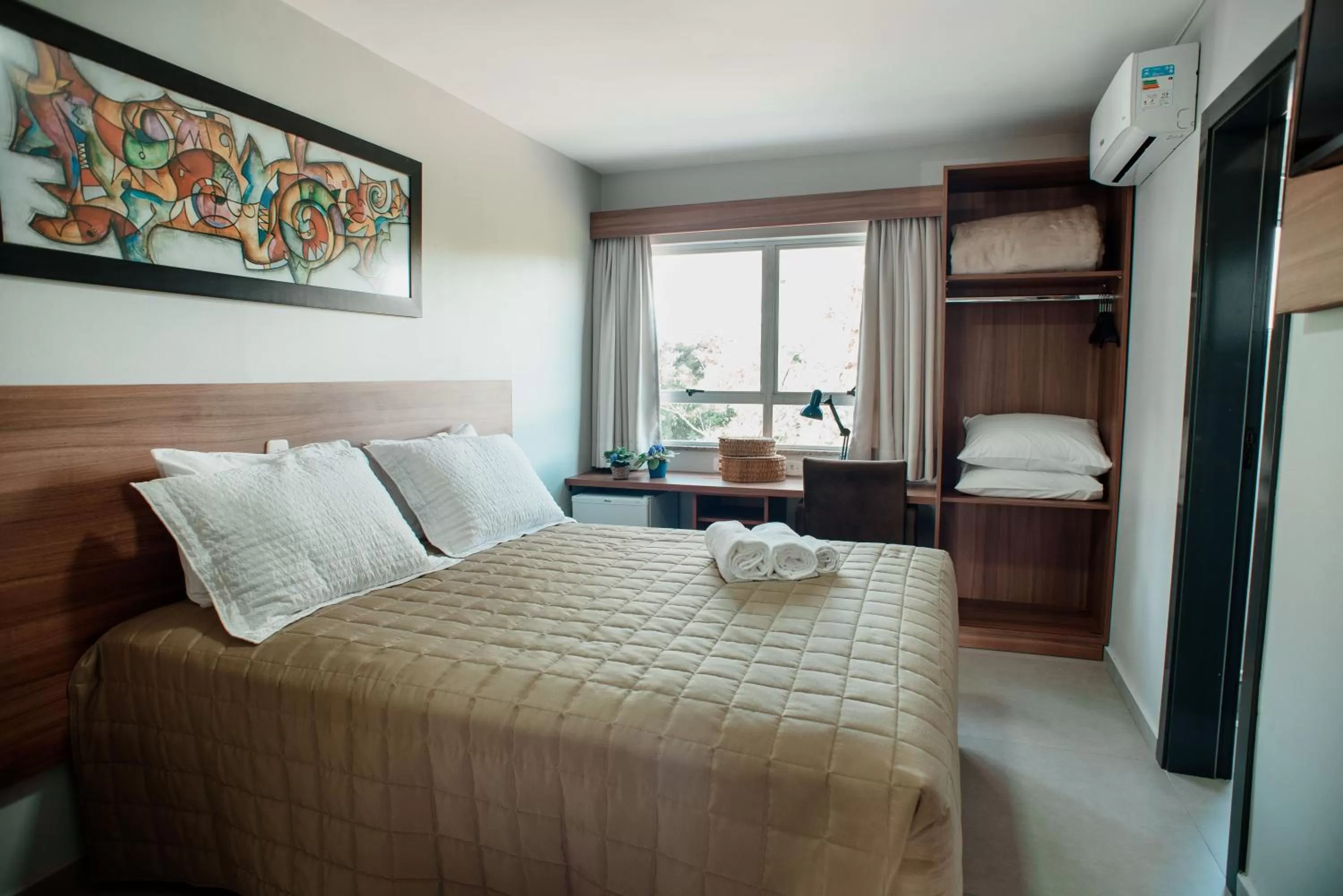 Photo of the whole room, Bed in Vallér Montanha Hotel