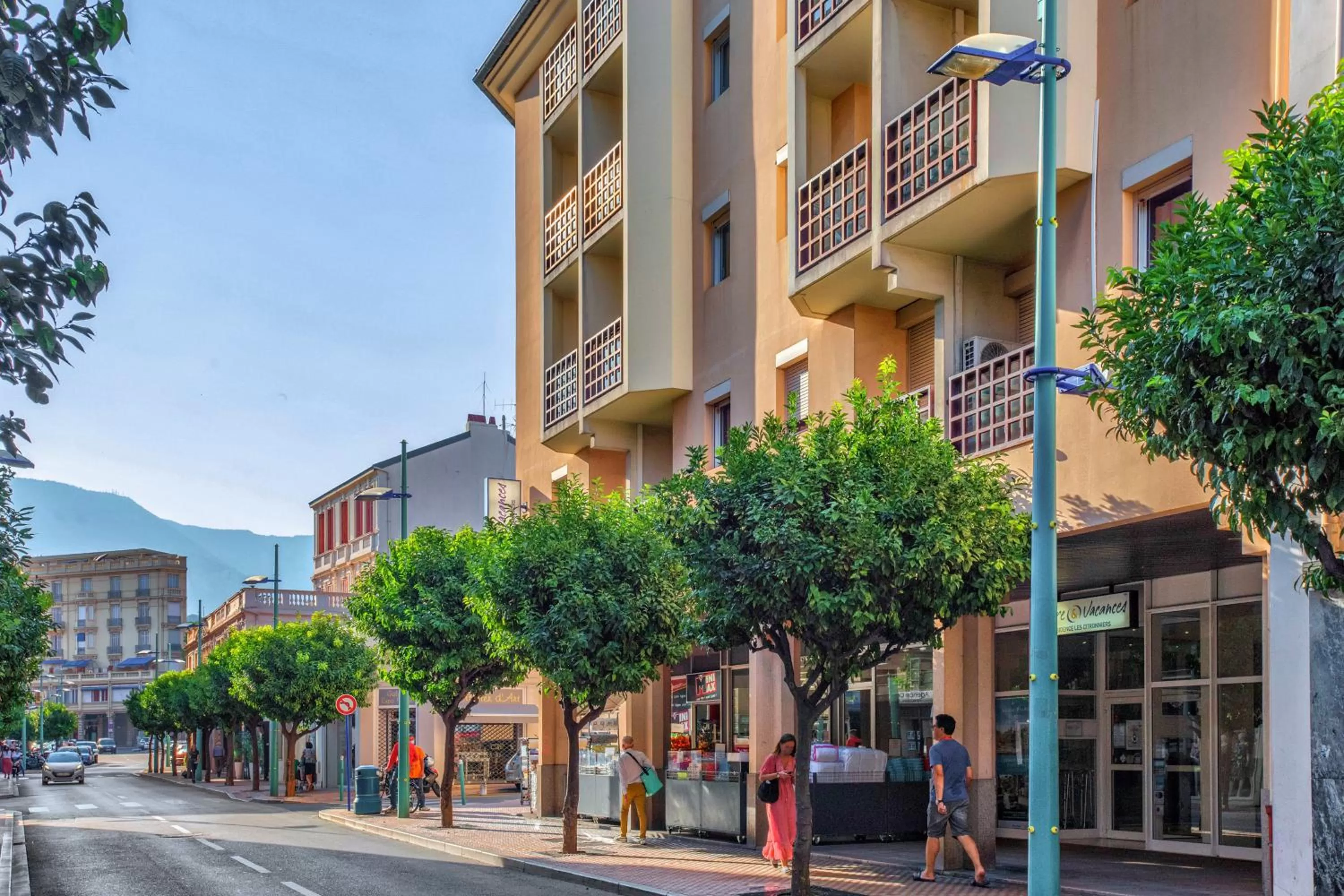 Facade/entrance in Résidence Pierre & Vacances Les Citronniers