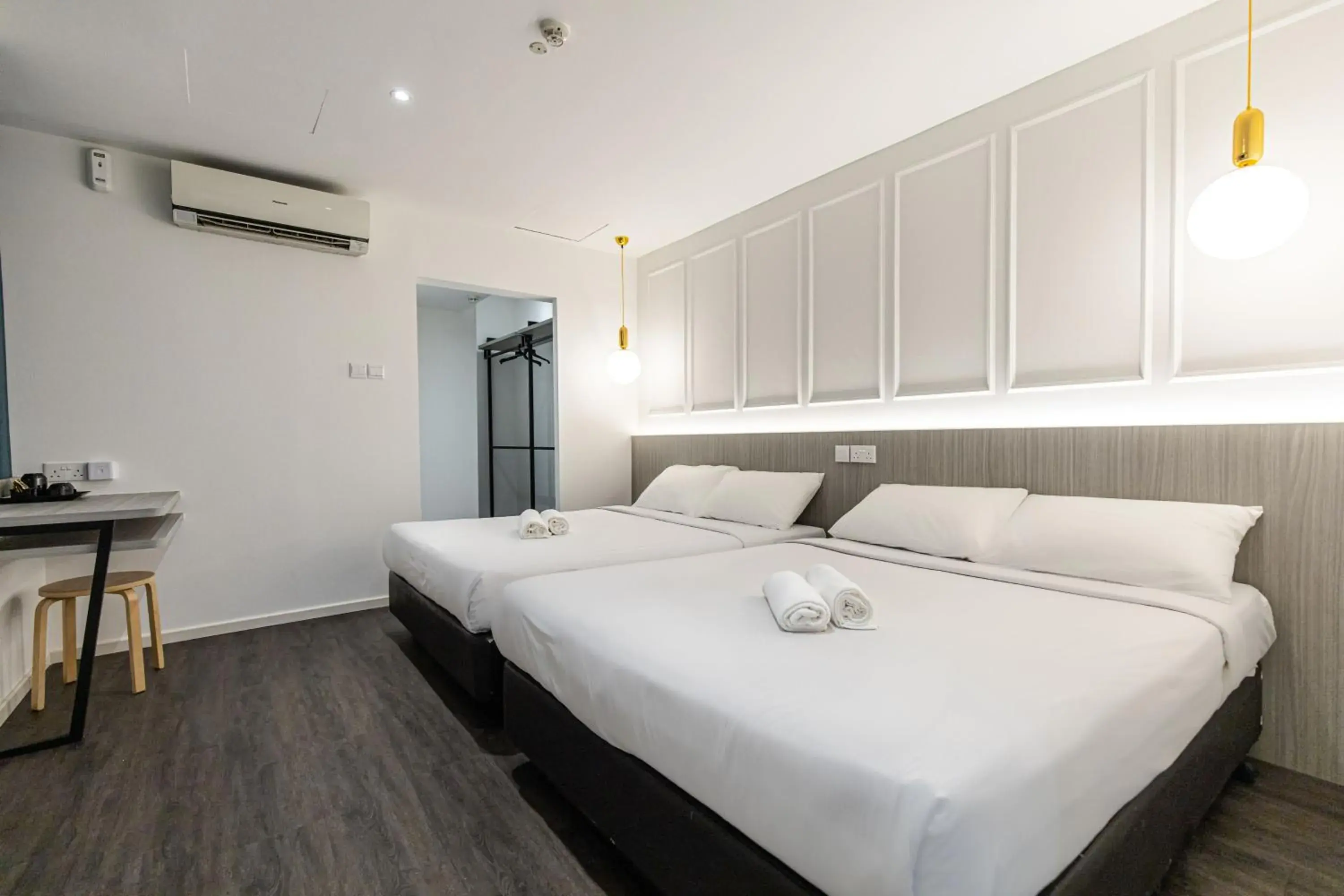 Quadruple Room in Philip Hotel Quadruple Room in Philip Hotel