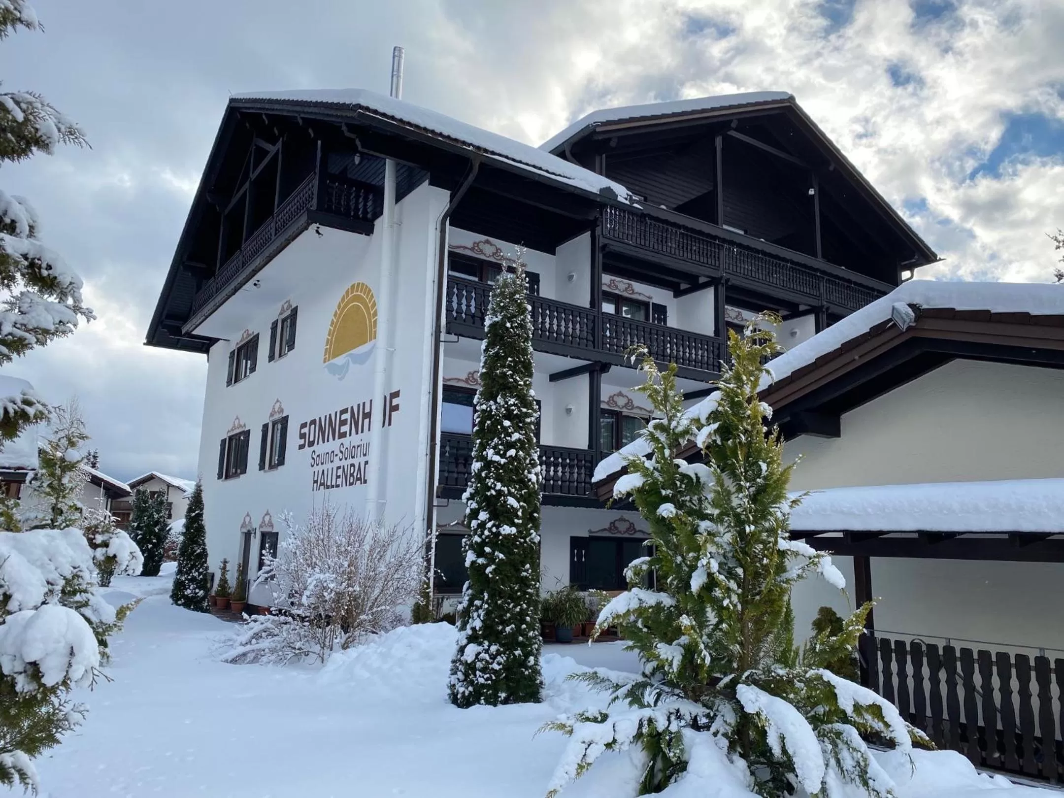 Property building, Winter in Hotel Sonnenhof - Superior