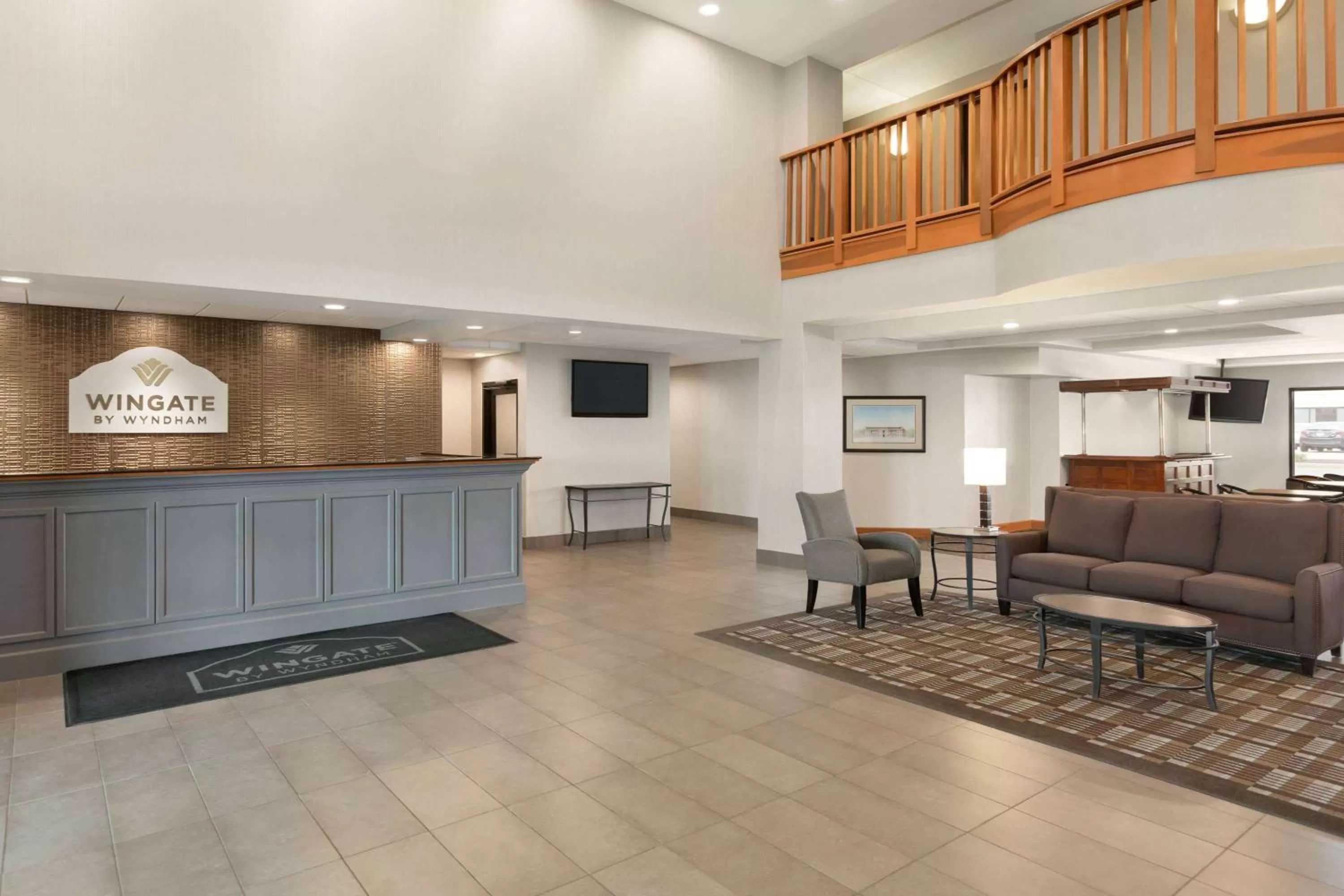 Lobby or reception in Wingate by Wyndham Cincinnati Blue Ash