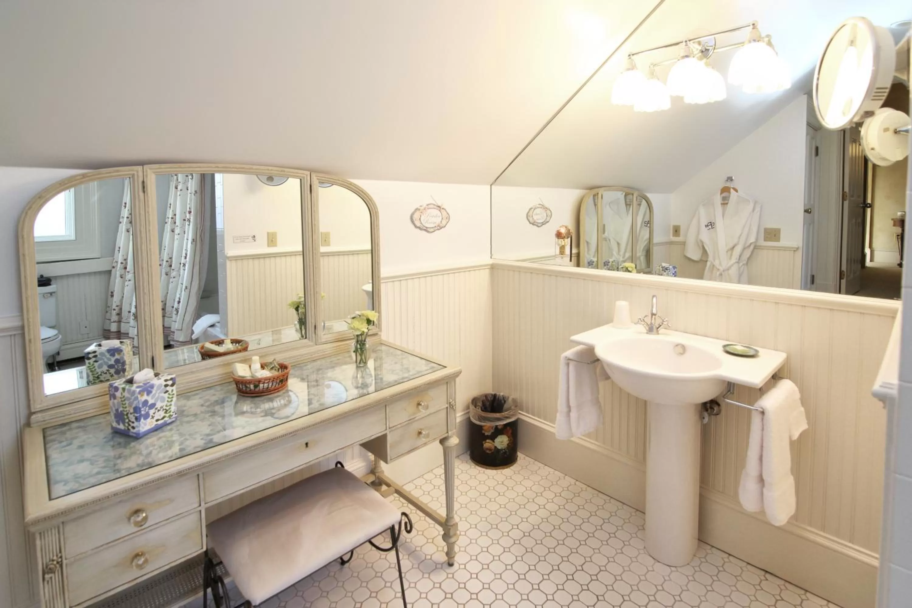 Other in Captain Farris House