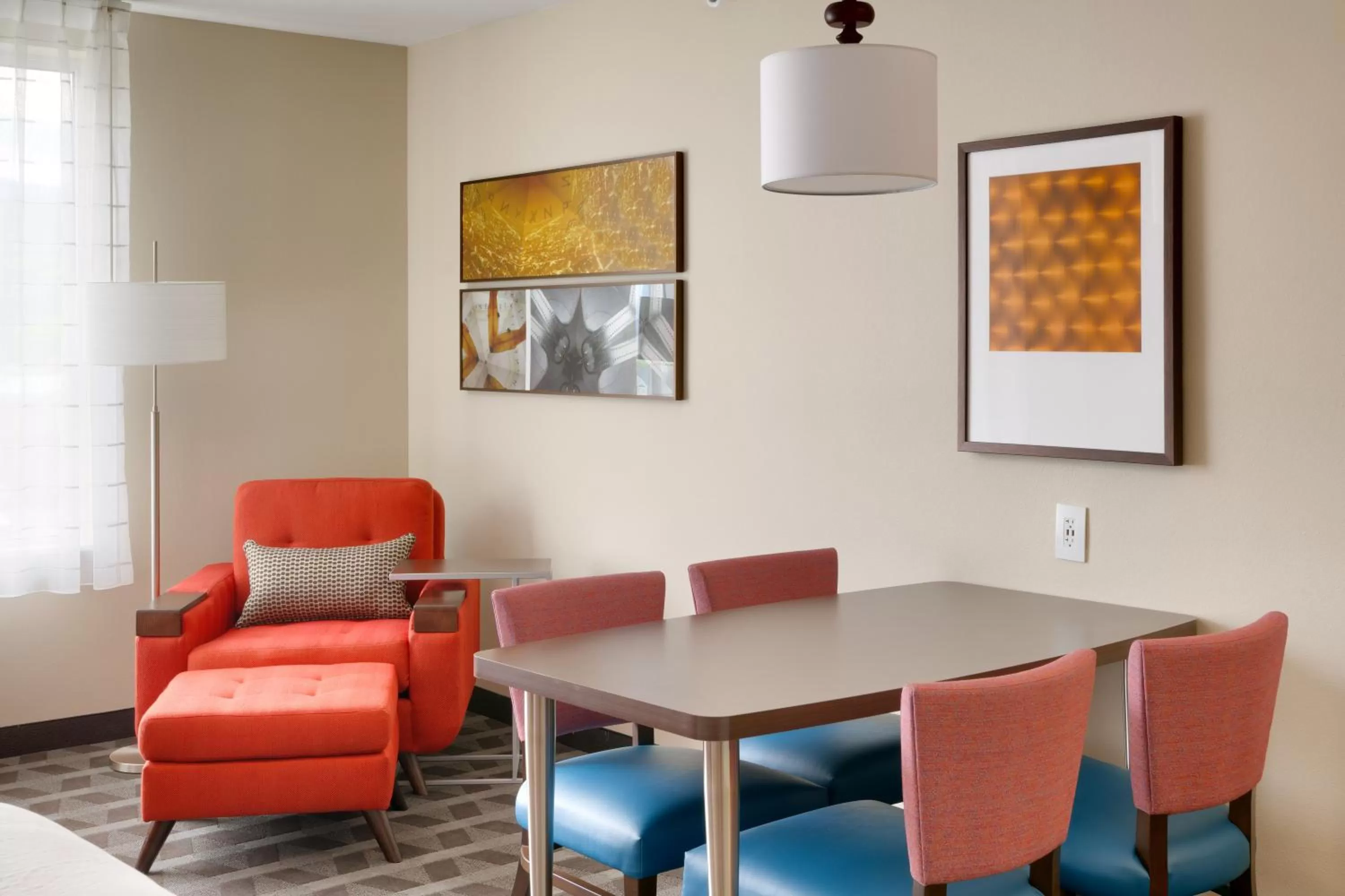 Living room in TownePlace Suites by Marriott Salt Lake City Draper