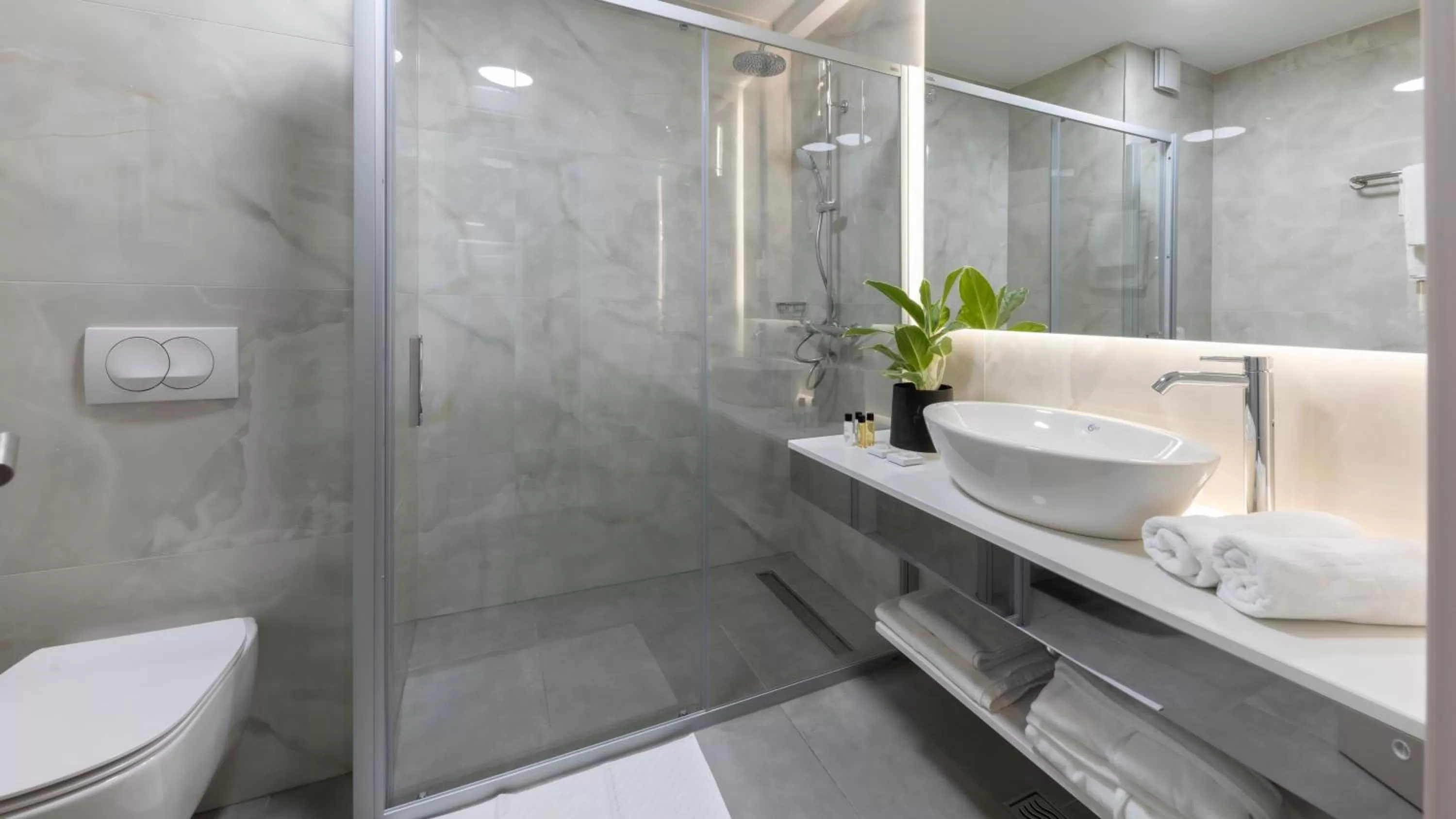 Bathroom in Grand Hotel Zagreb