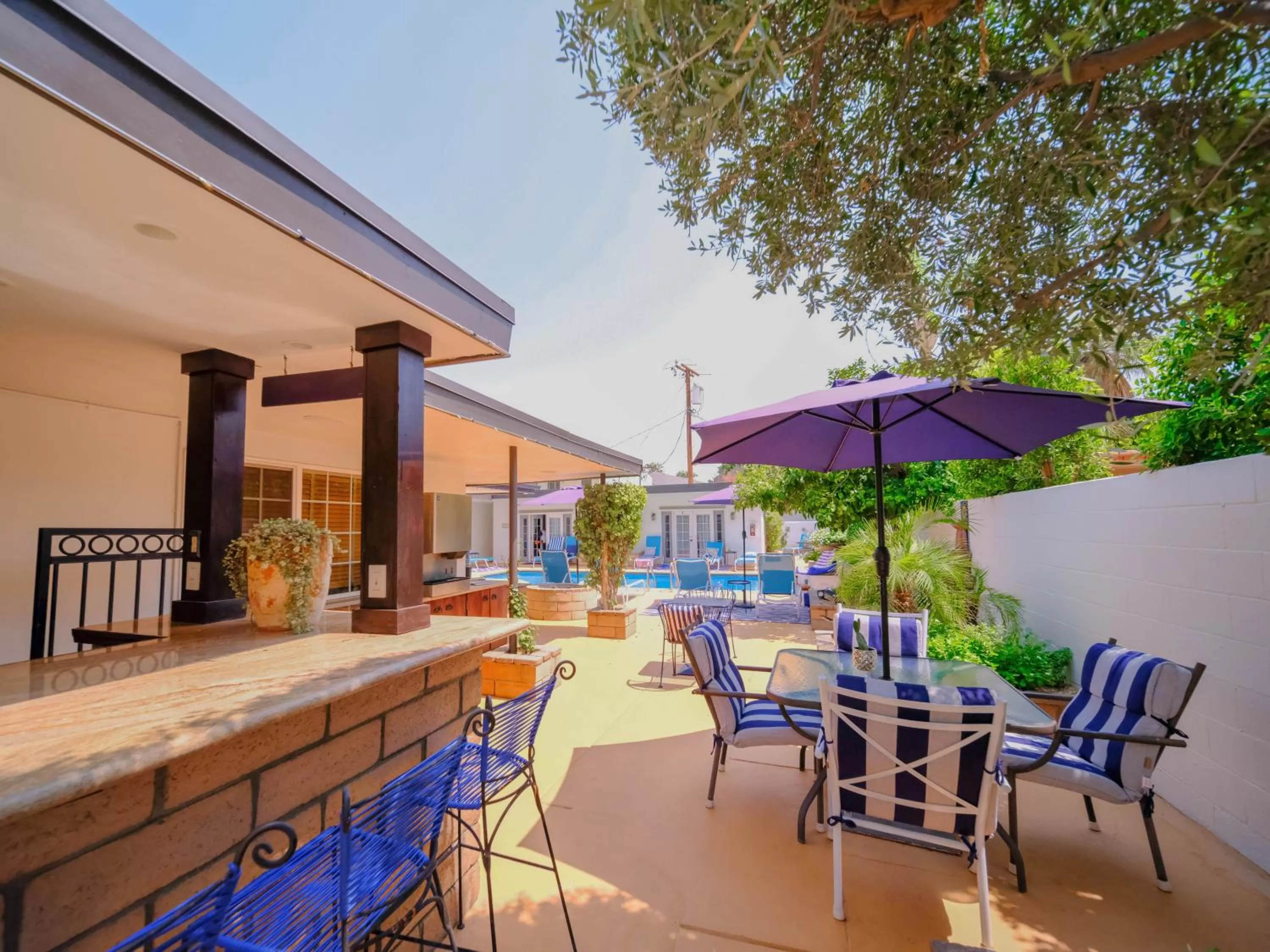 Patio in Old Ranch Inn - Adults Only 21 & Up