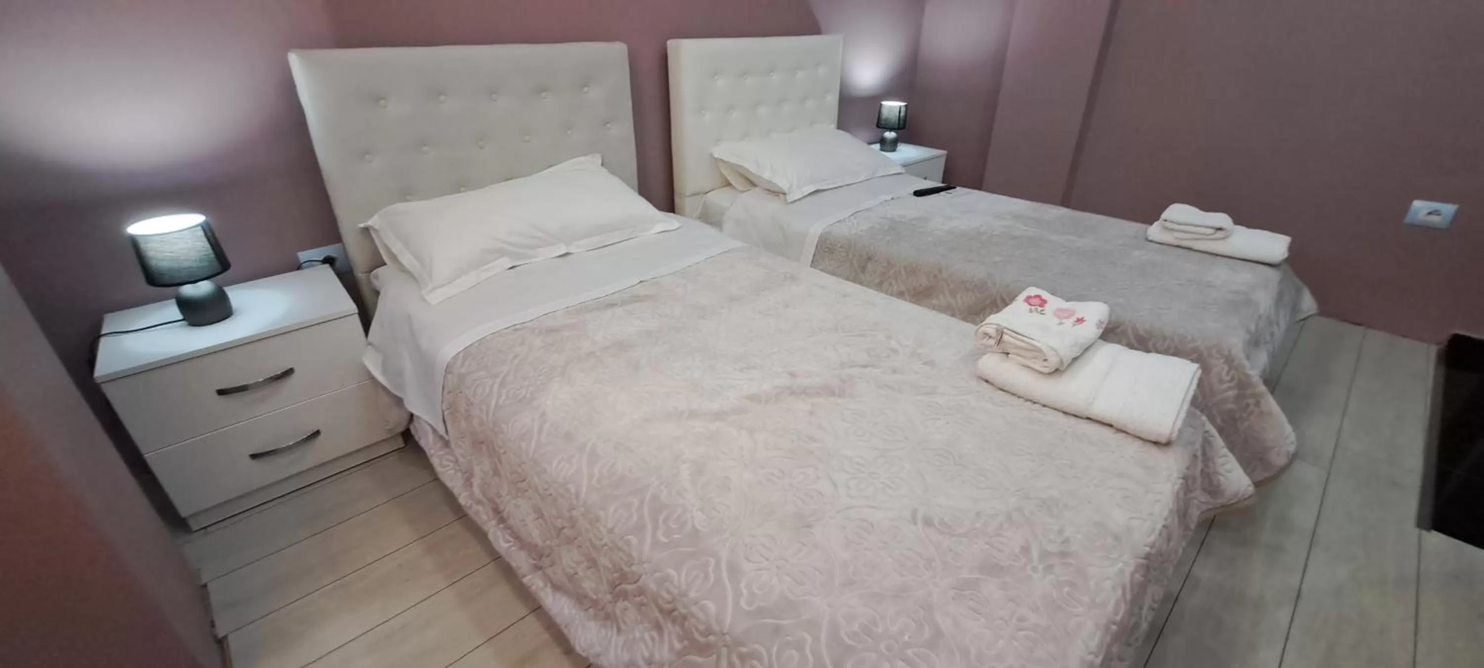 Bed in CityCenterHotel Shkoder