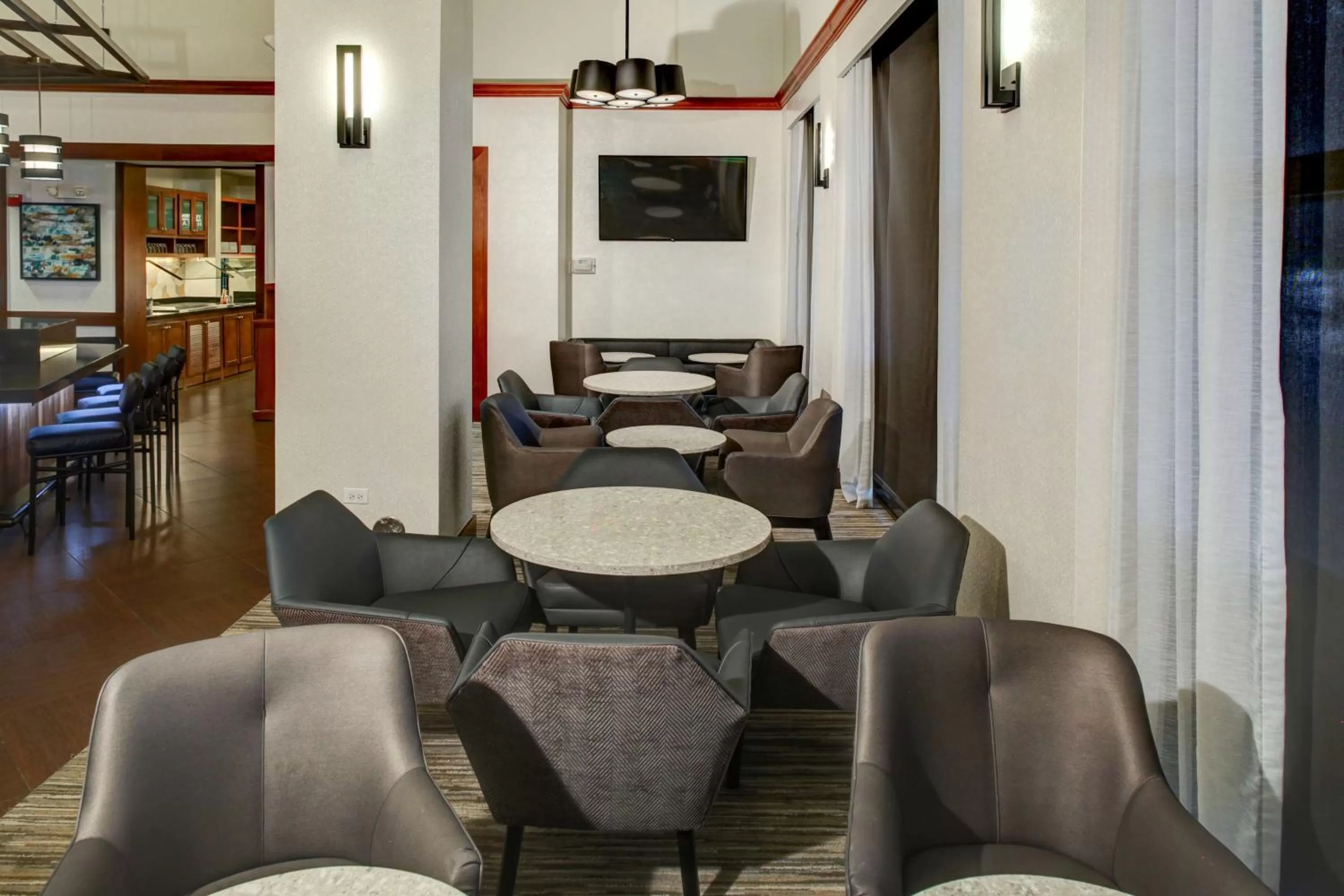 Lounge or bar in Hyatt Place Nashville Opryland