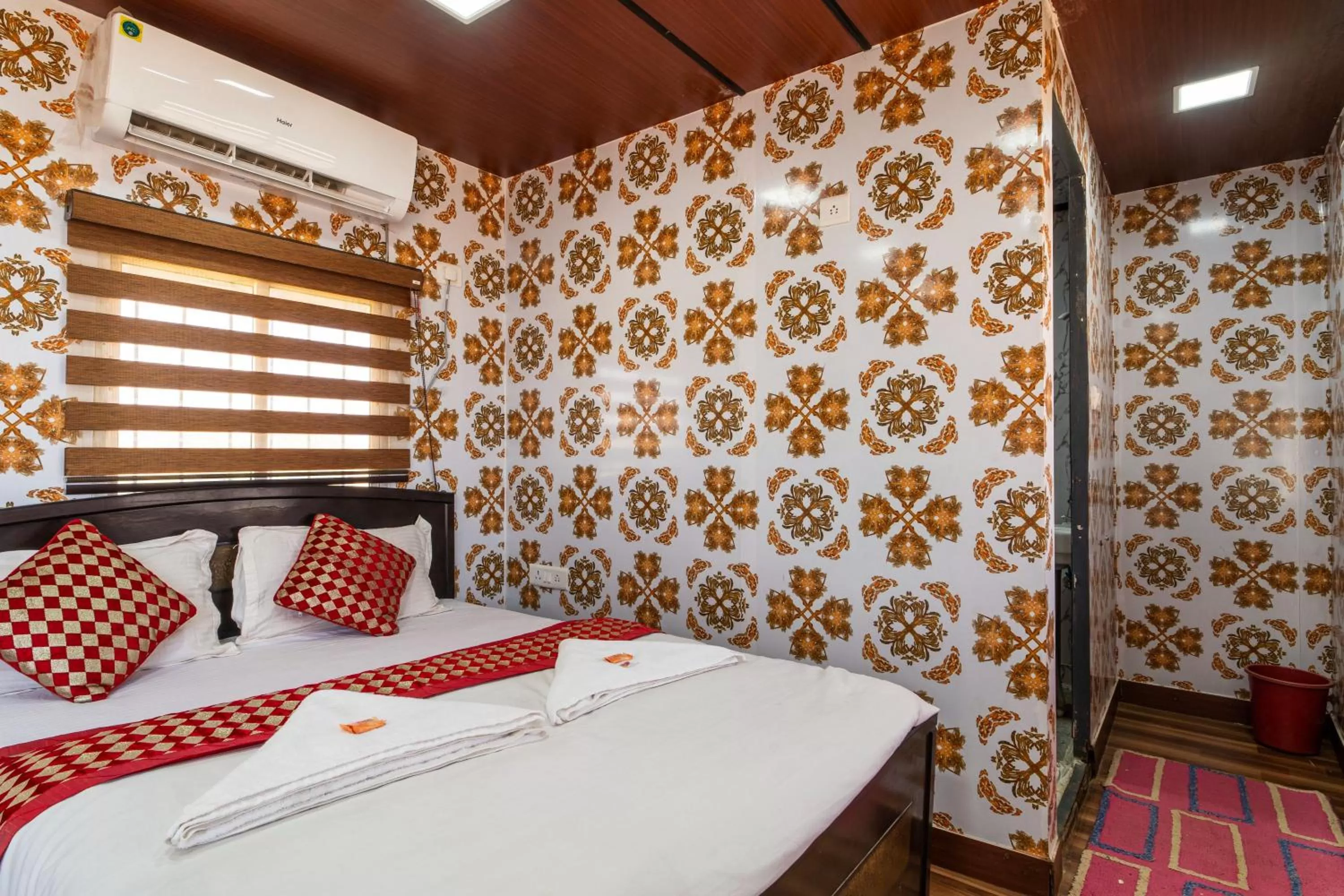 Bed in Bhati Desert Camp Sam