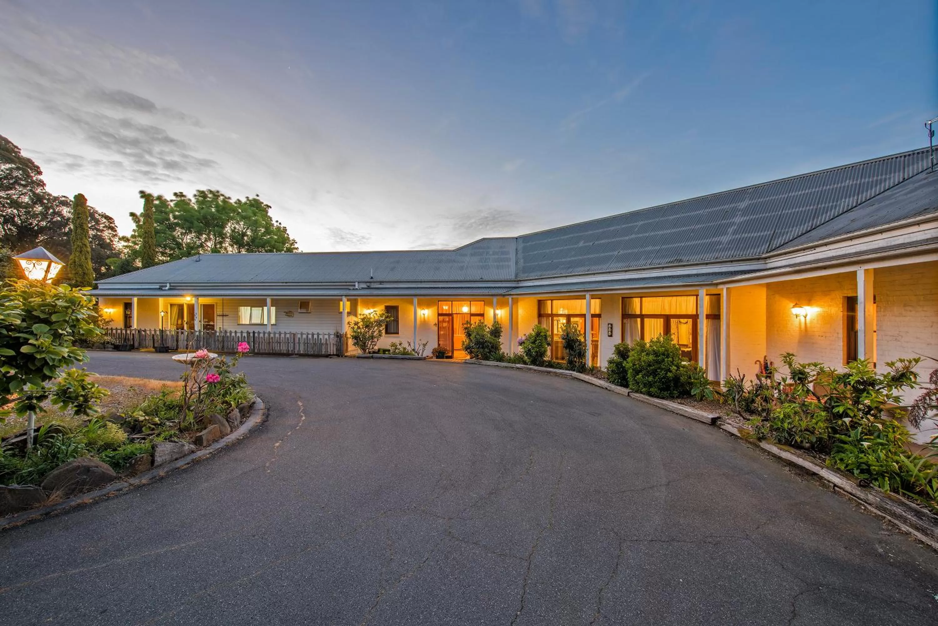 Facade/entrance, Property Building in Stony Rise Cottage B&B