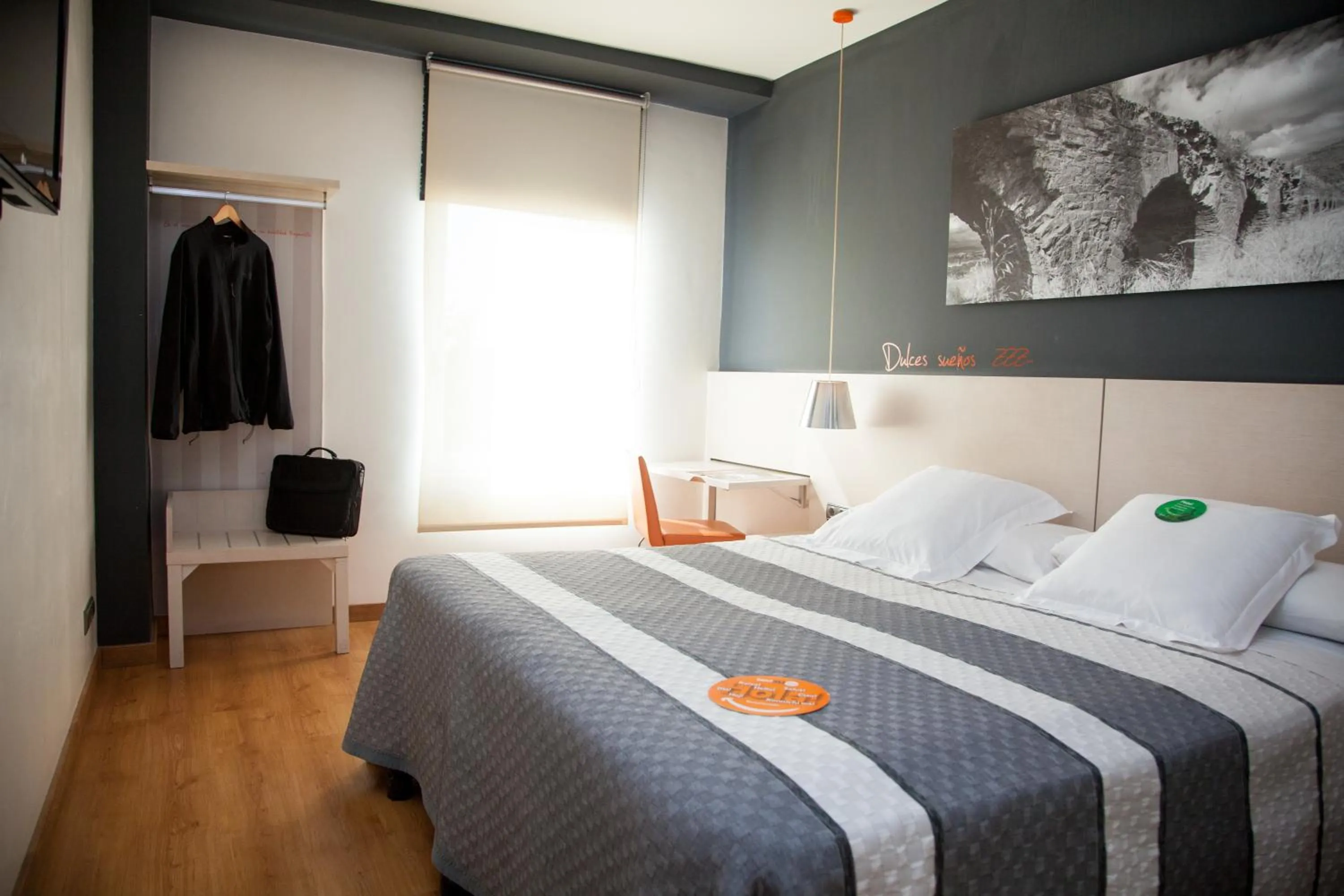 Bedroom, Bed in Hotel Bed4U Tudela