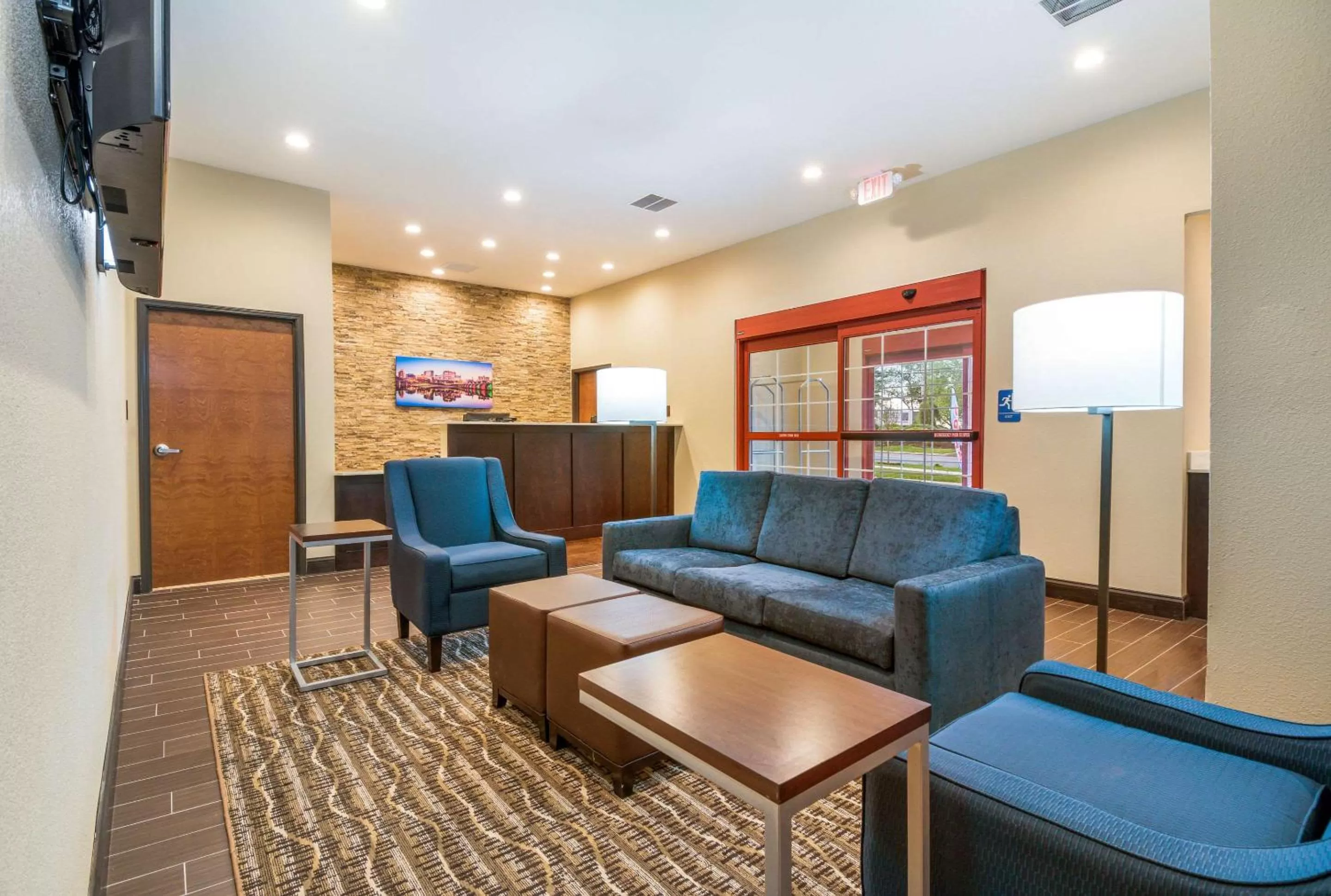 Lobby or reception in Comfort Inn & Suites Harrisburg - Hershey West