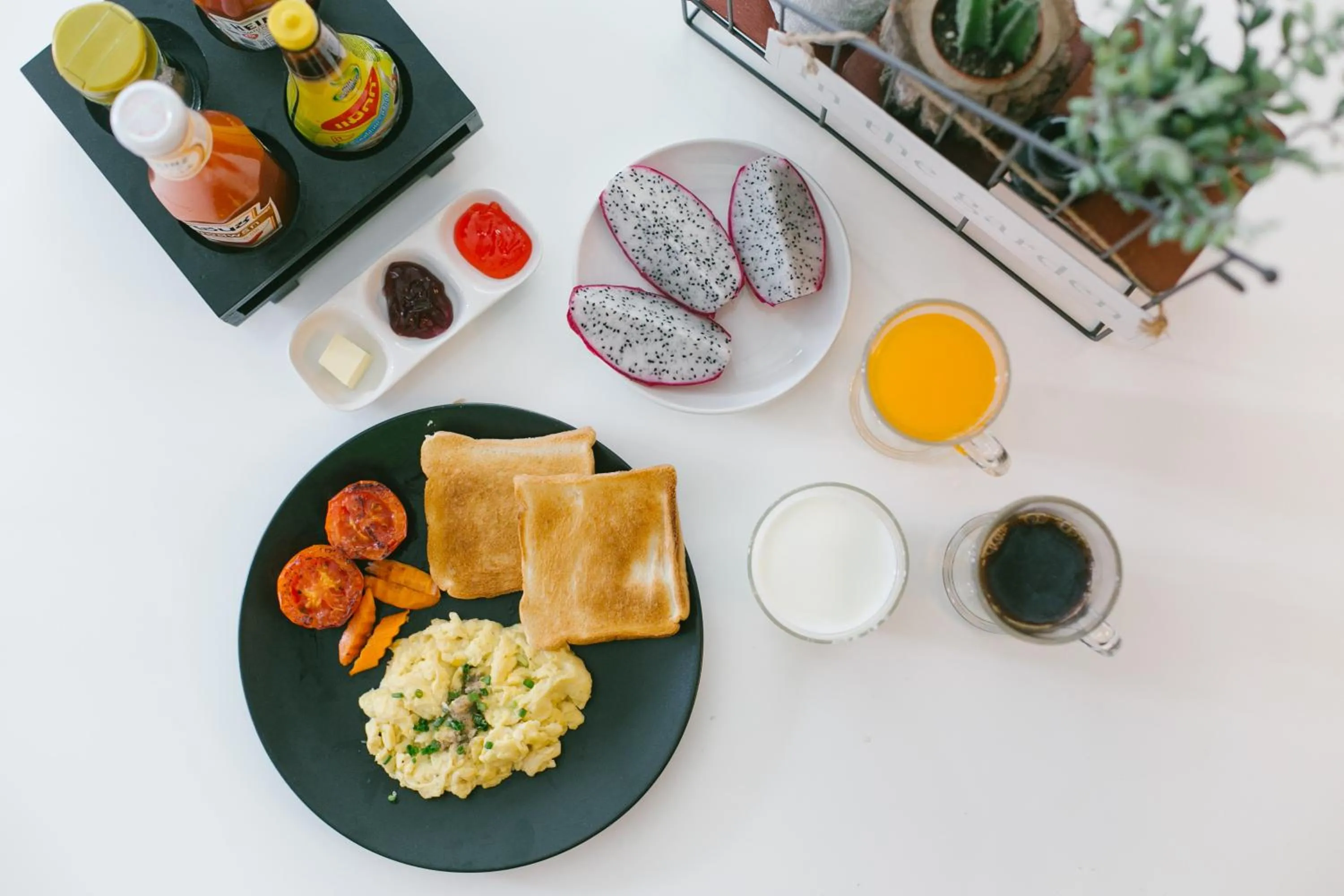 Breakfast in Diff Hostel