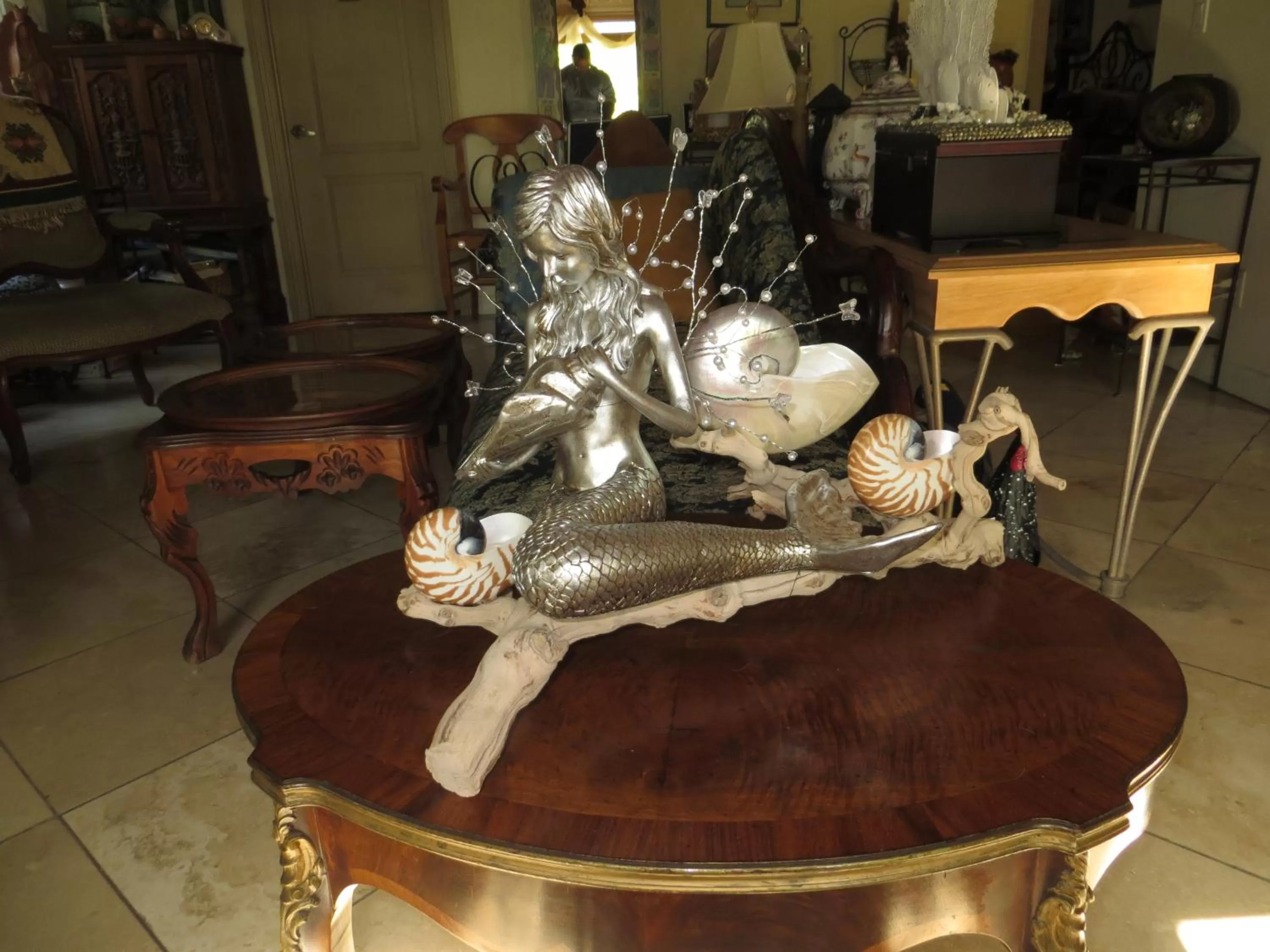 Decorative detail in Always Inn San Clemente Bed & Breakfast by Elevate Rooms