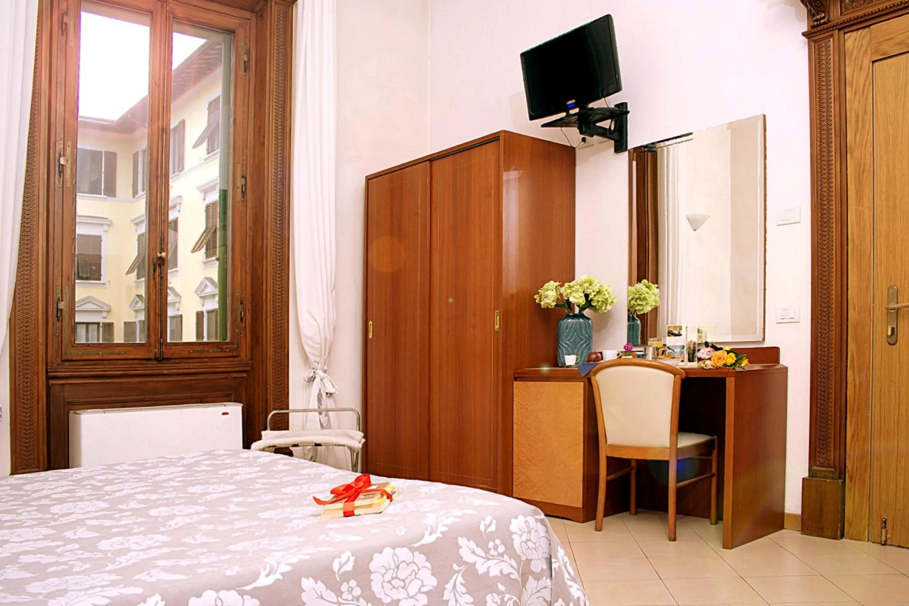 Bed in Hotel Bonifacio