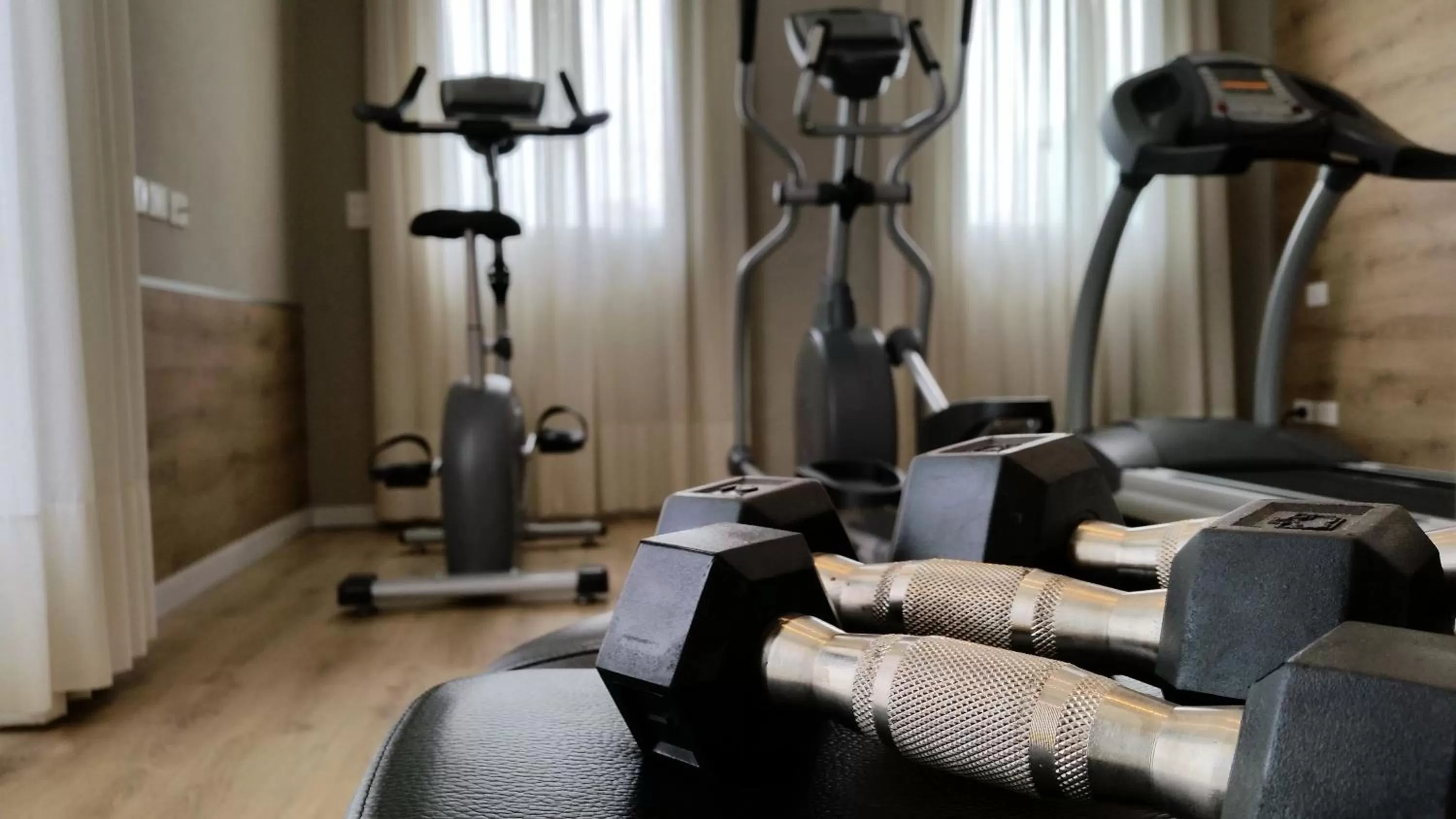 Fitness centre/facilities in Smart Hotel Montevideo