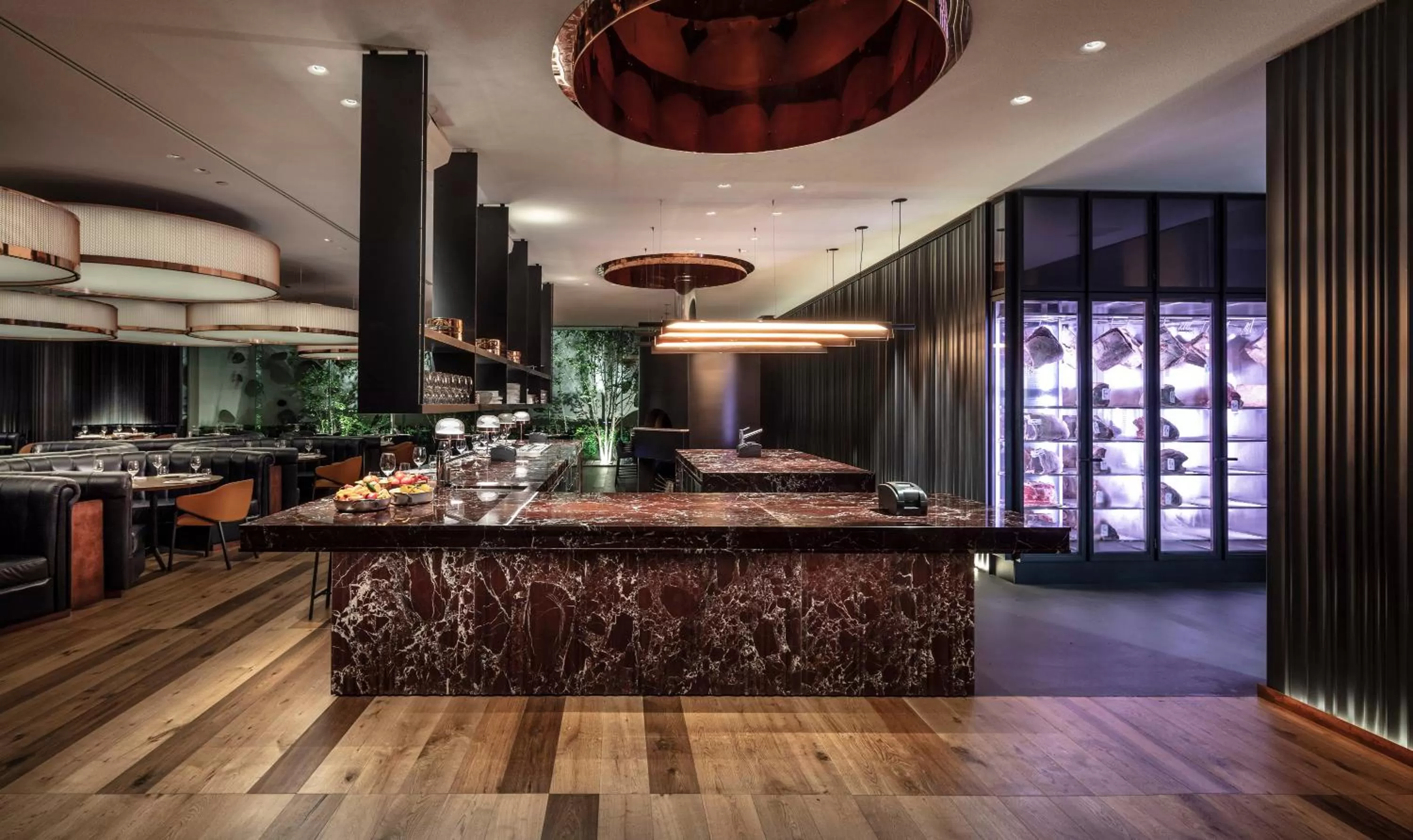 Restaurant/places to eat in Sir Victor Hotel, part of Sircle Collection