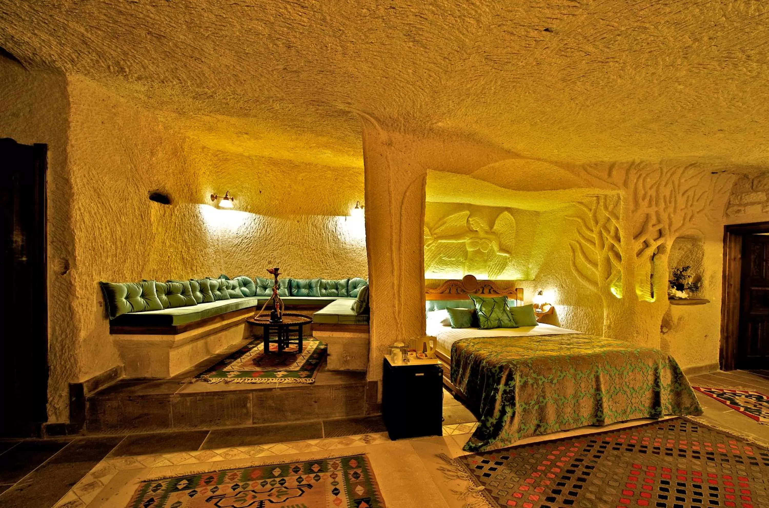 Photo of the whole room in Miras Hotel