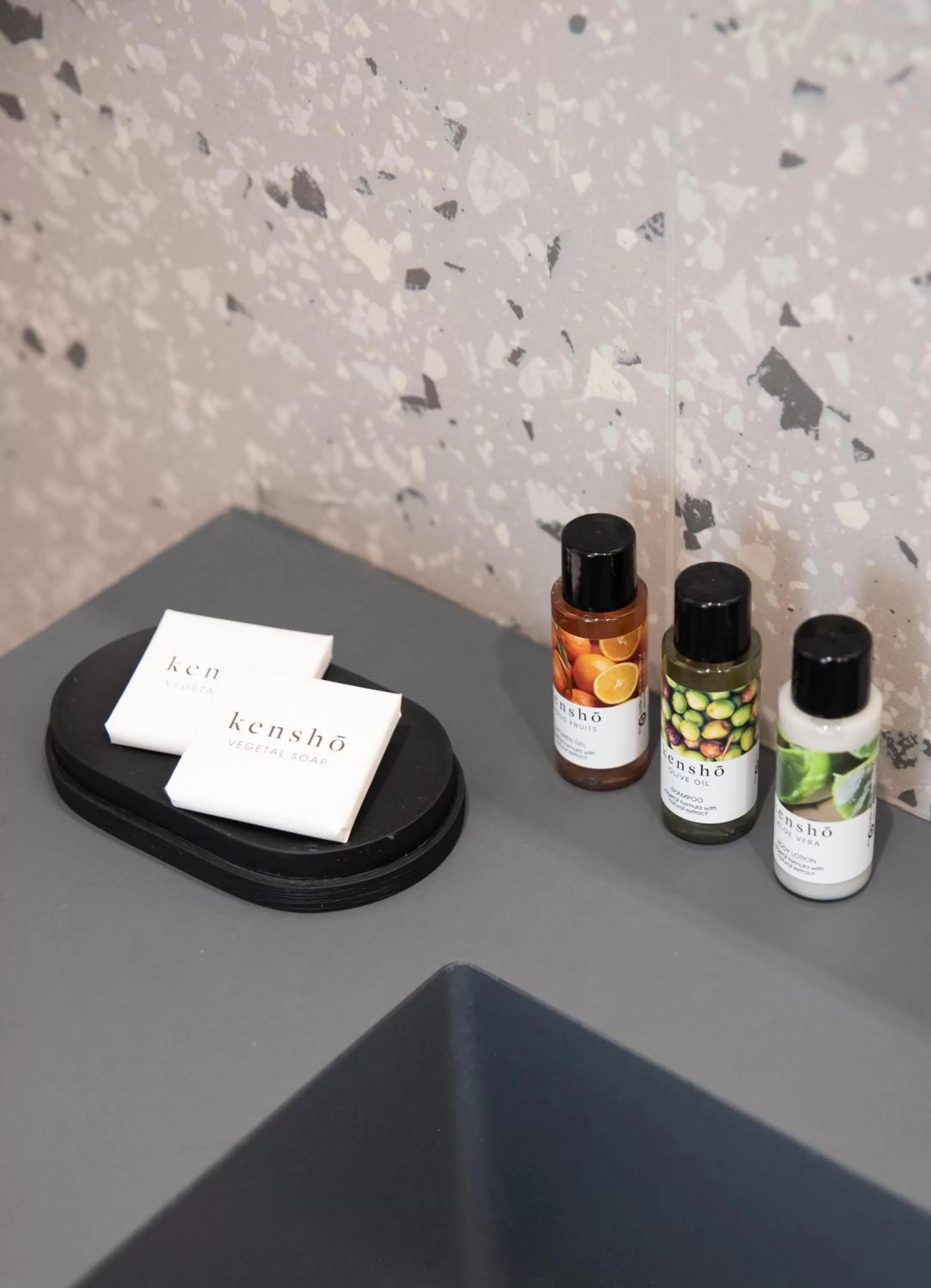 Bathroom in Lisetta Gardens Boutique & Suites