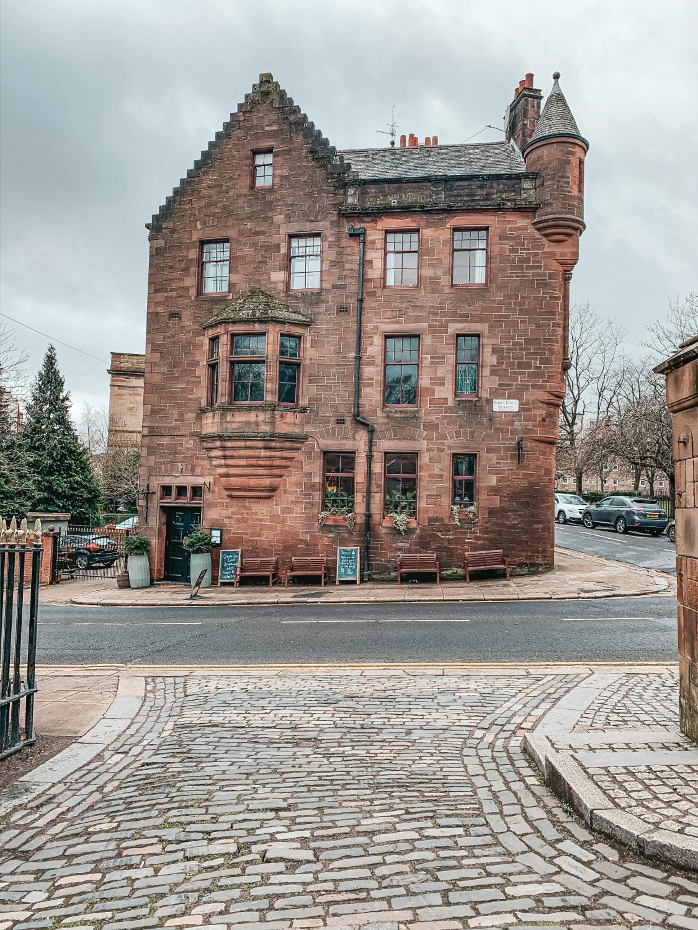 Property Building in Cathedral House