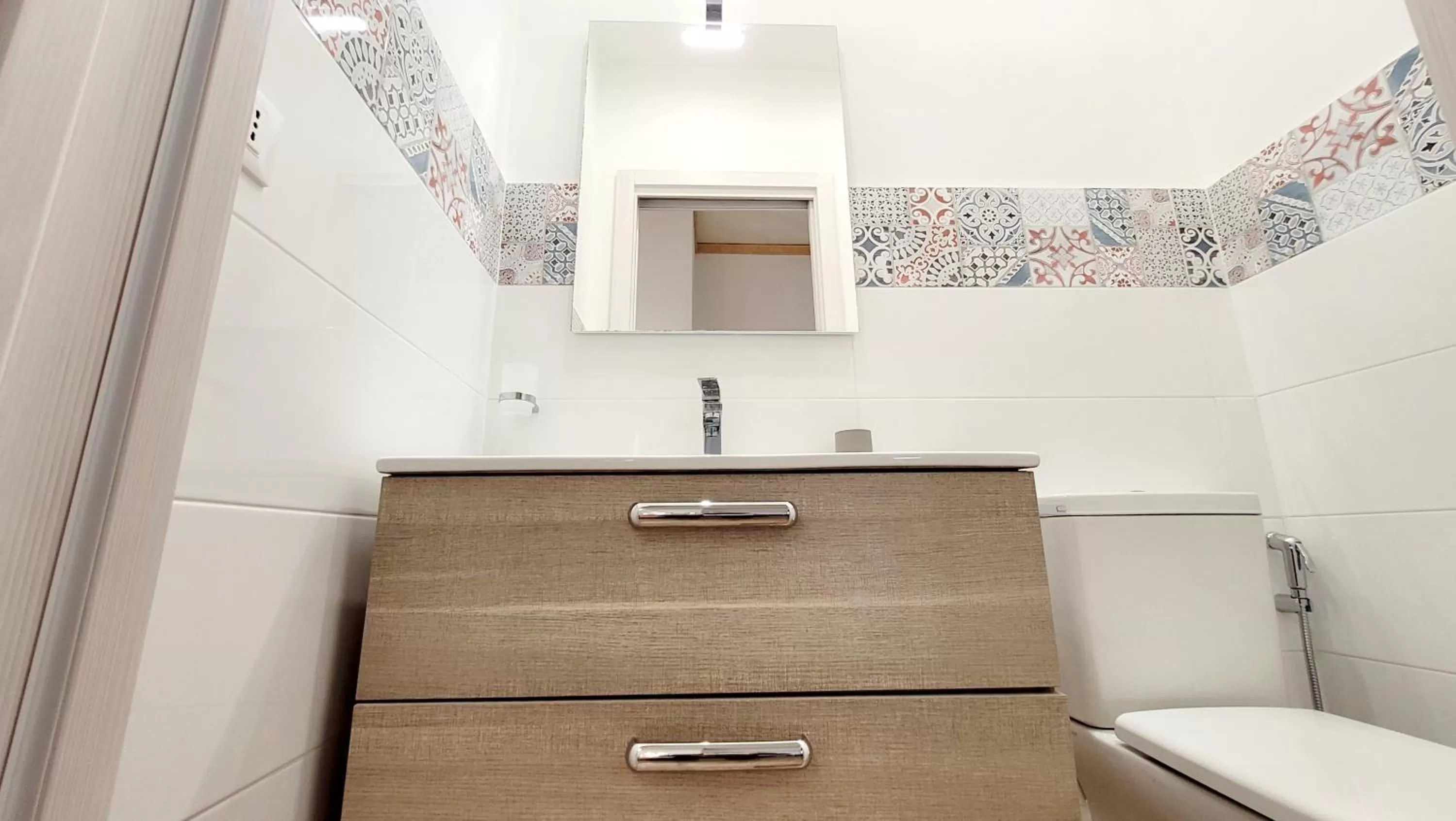 Bathroom in Zanzi 's Charming Rooms