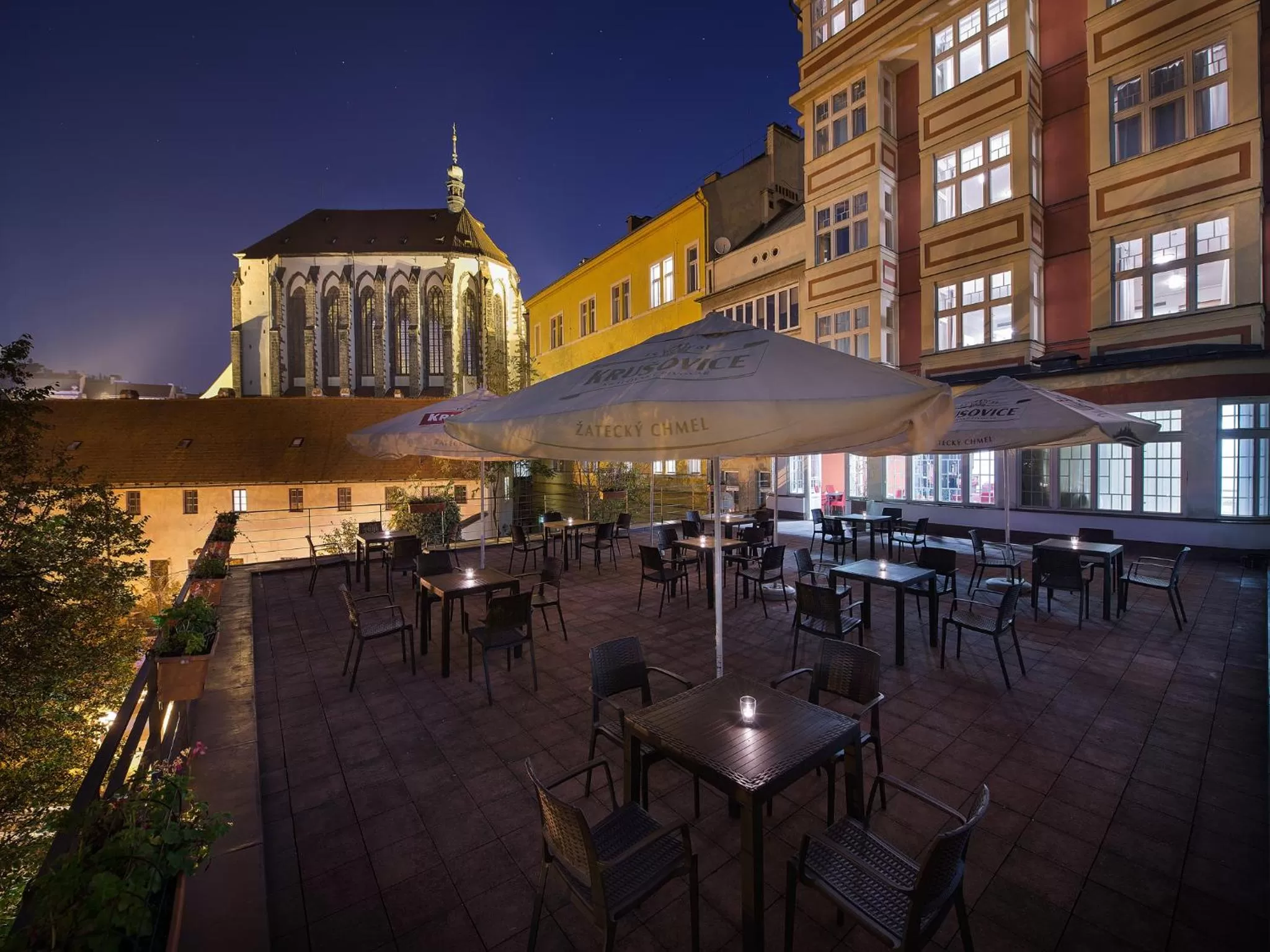 Night in EA Hotel Julis