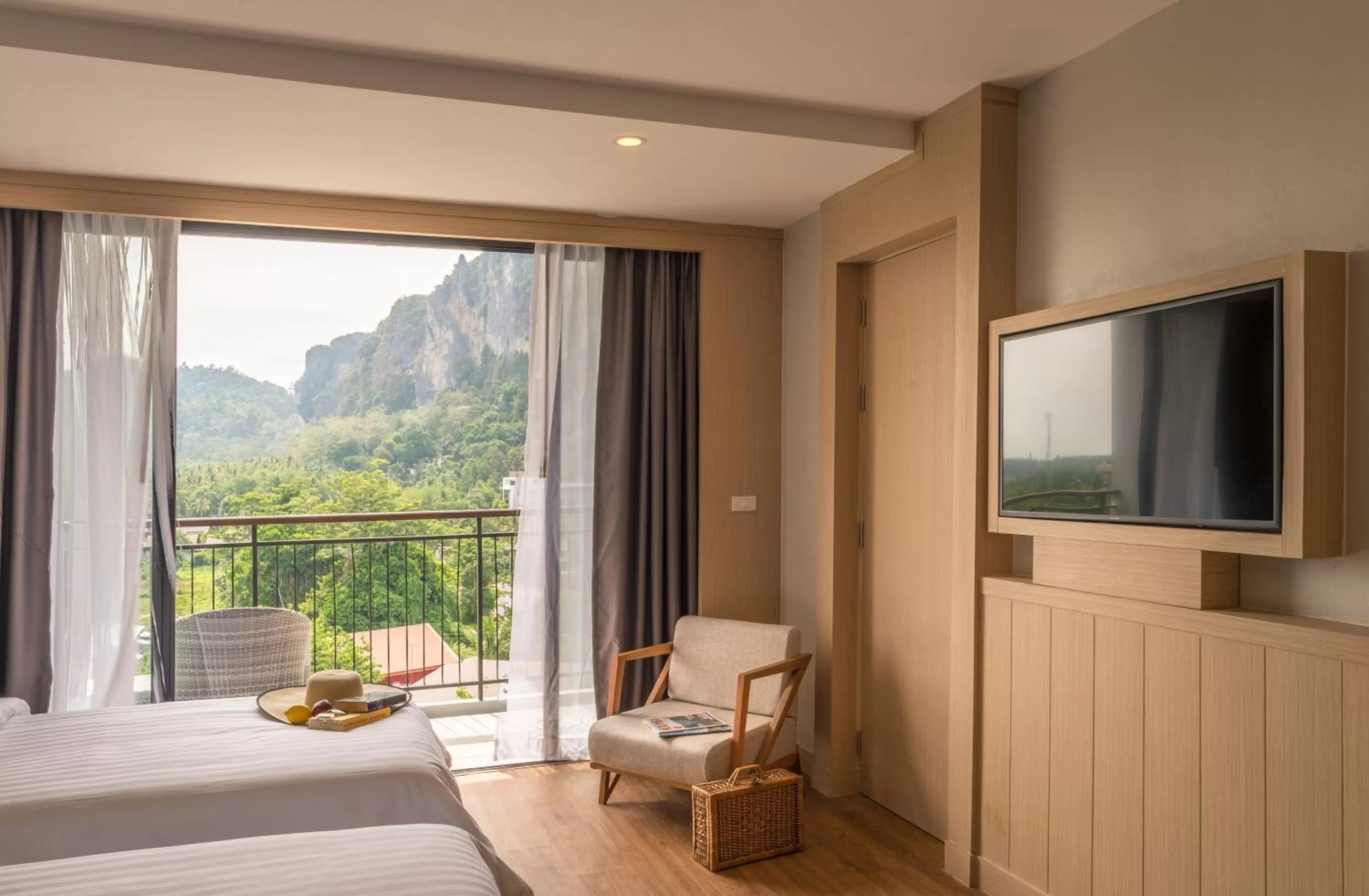 View (from property/room), Bed in Sea Seeker Krabi Resort
