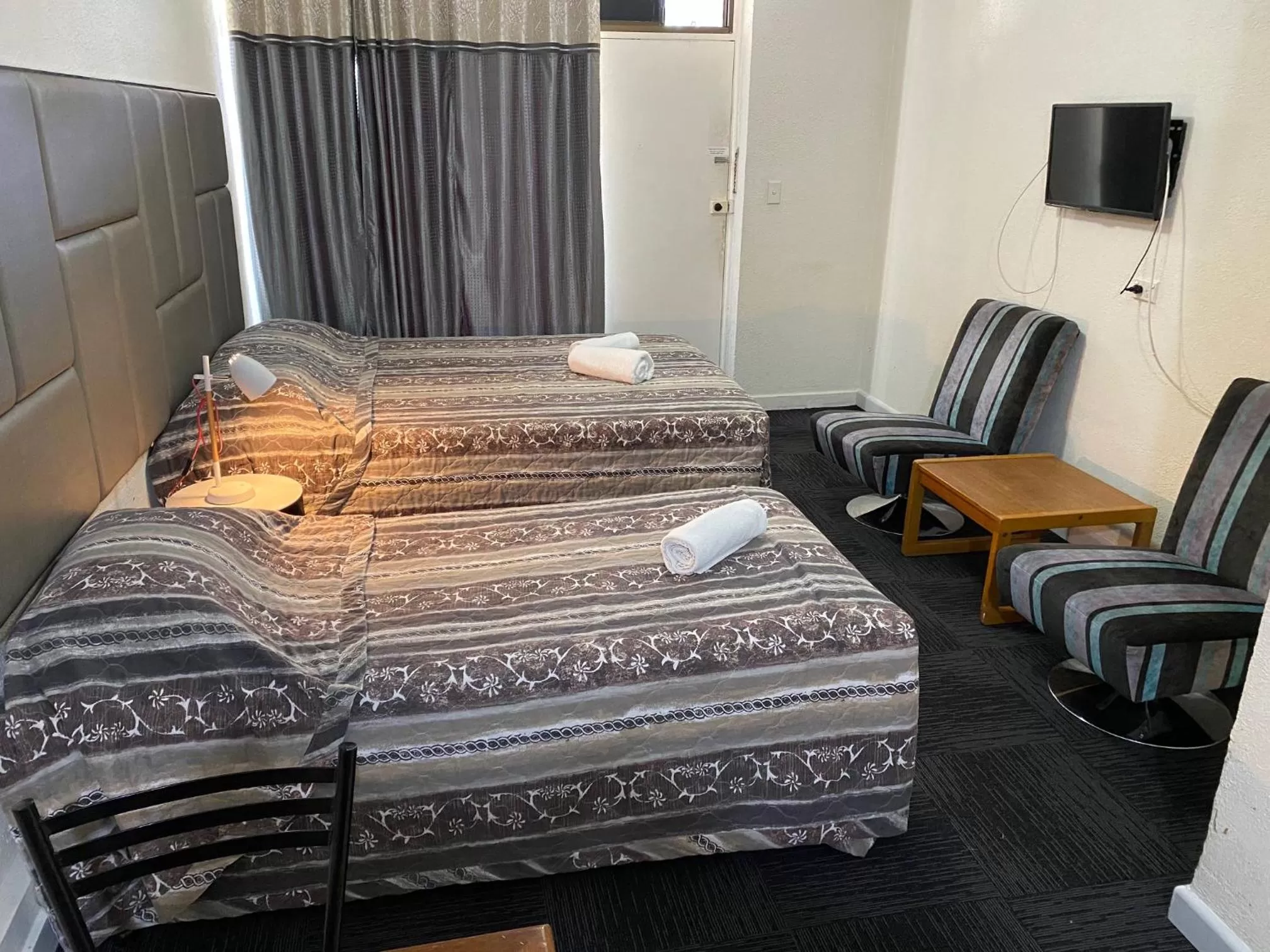 Bed in Tollgate Motel